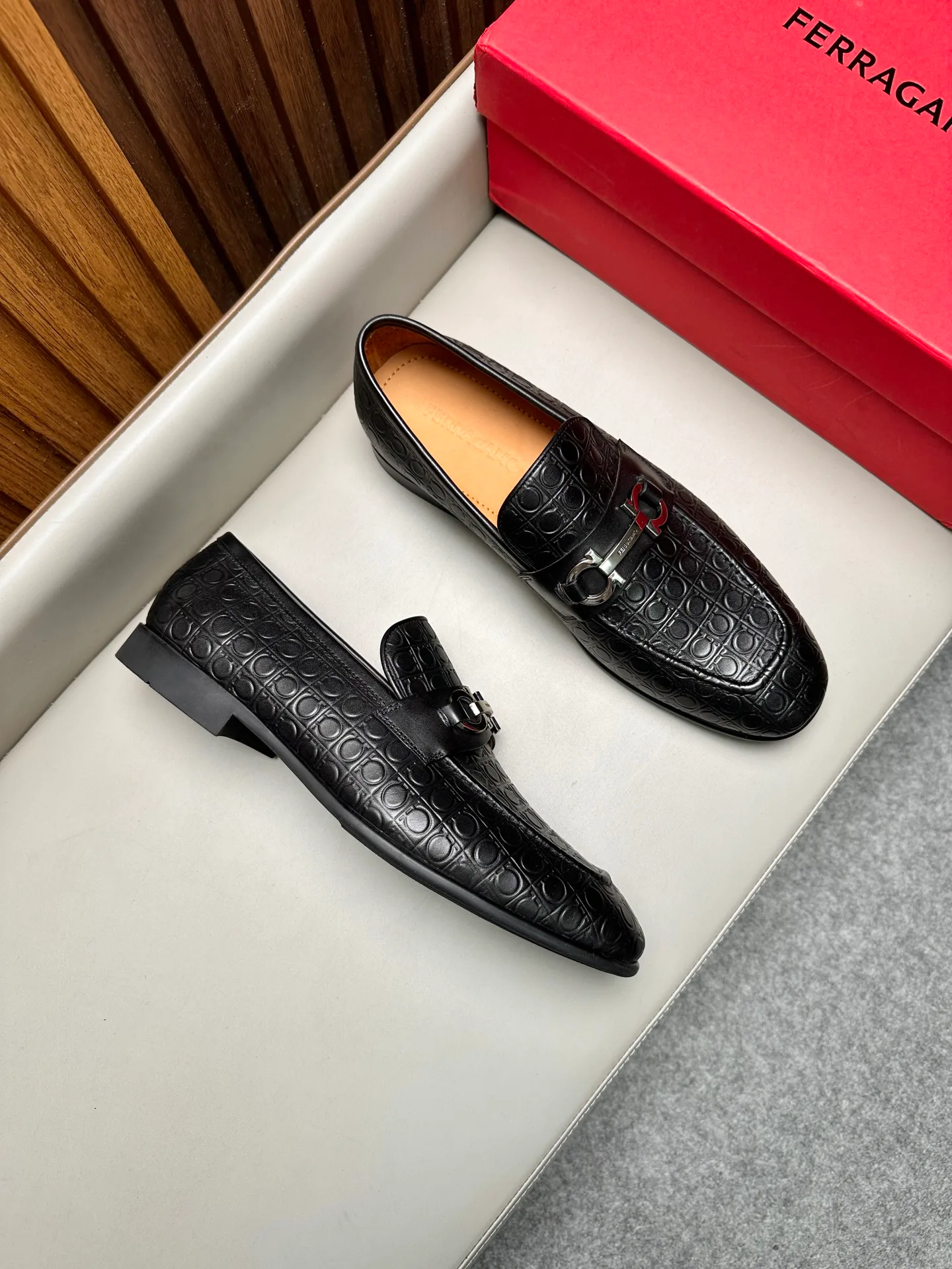 Лоферы И Туфли Мужские Salvatore Ferragamo 17470842