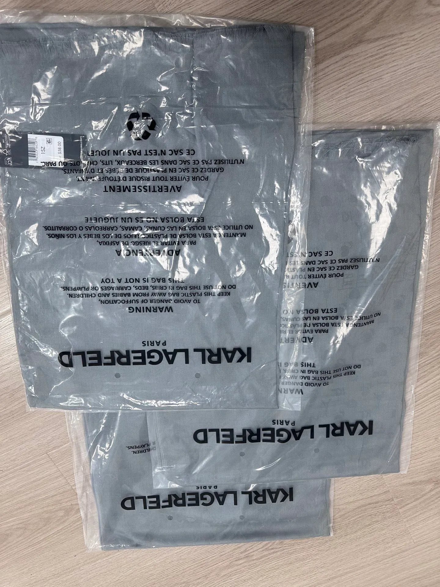 Шарфы Karl Lagerfeld 519545