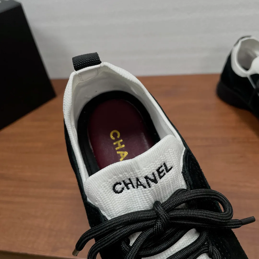 Кроссовки Женские Chanel 17542466