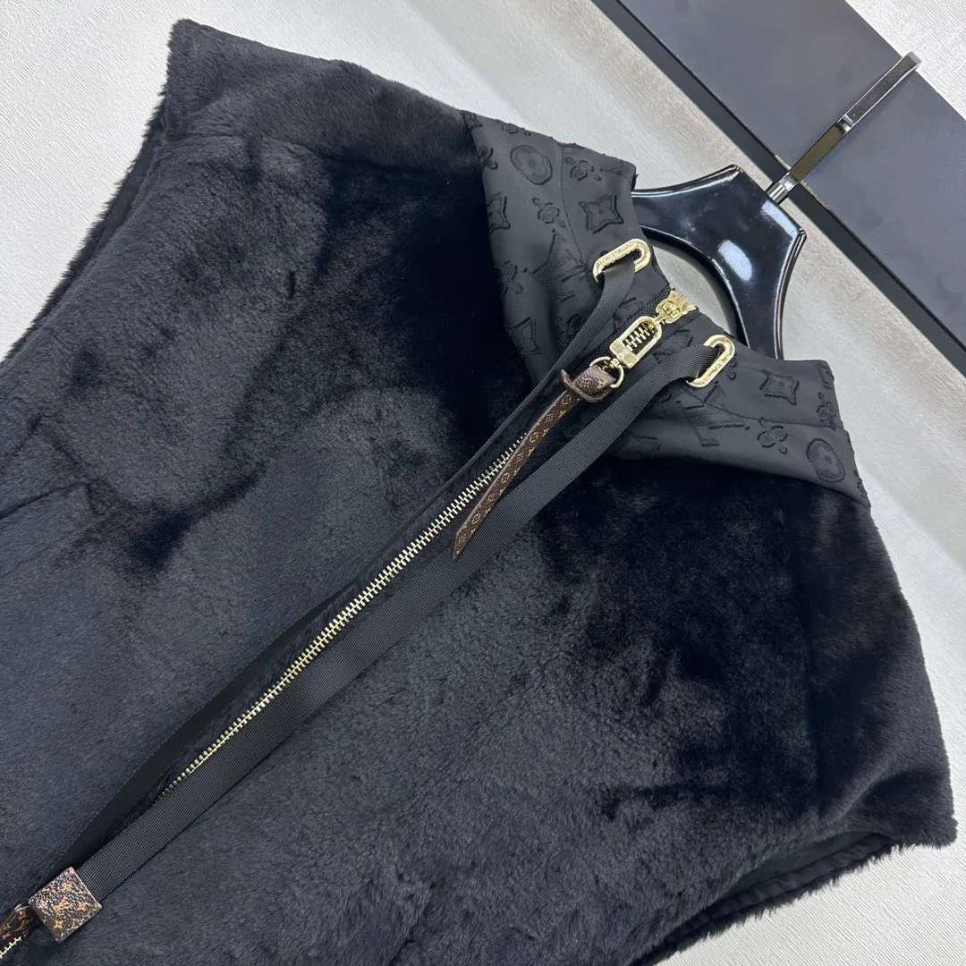 Жилеты Женские Louis Vuitton 3052578