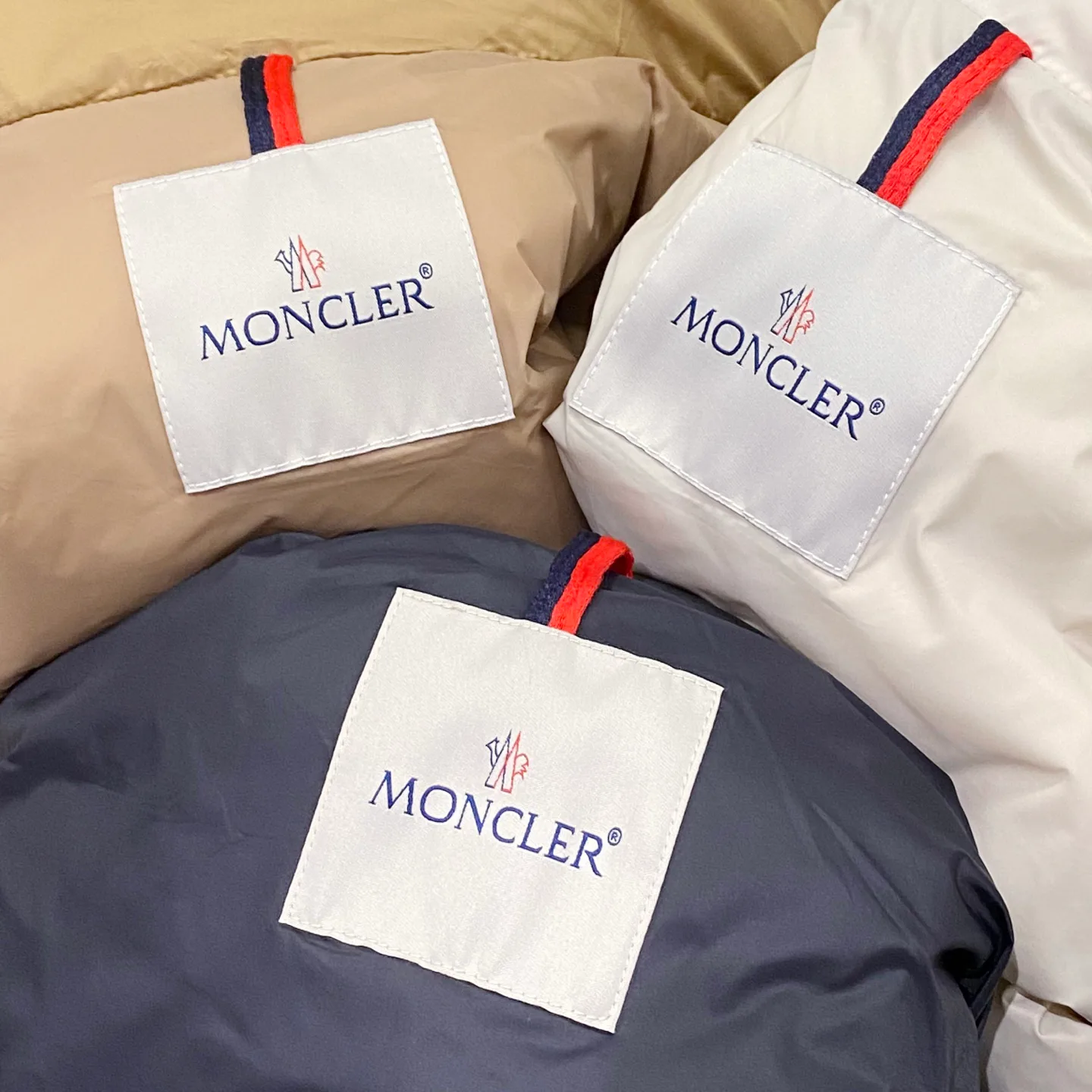 Куртки И Пуховики Мужские Moncler 339611
