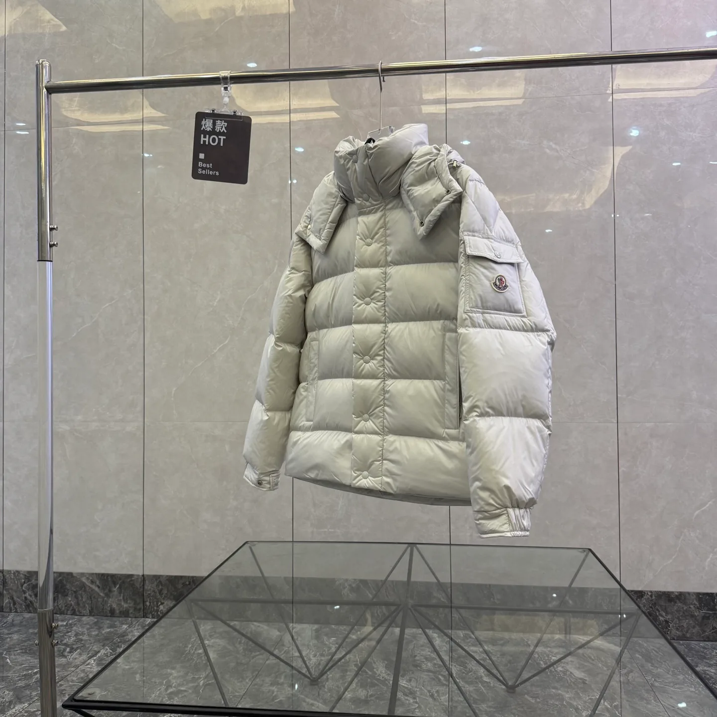 Куртки И Пуховики Женские Moncler 17949523