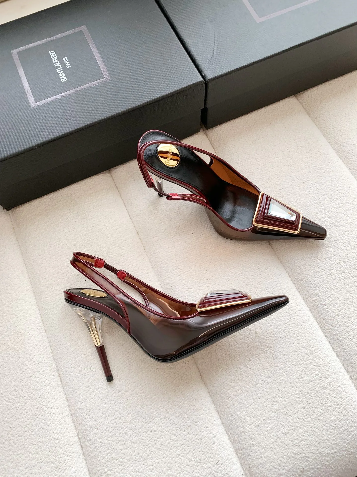 Босоножки Женские Saint Laurent 17371730