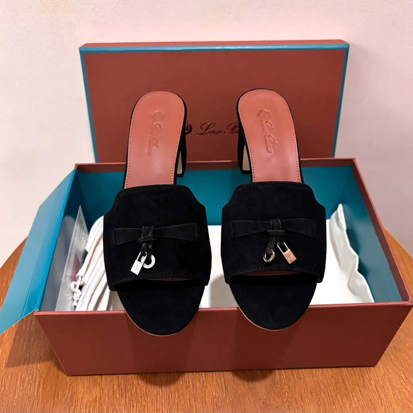 Босоножки Женские Loro Piana 3499306