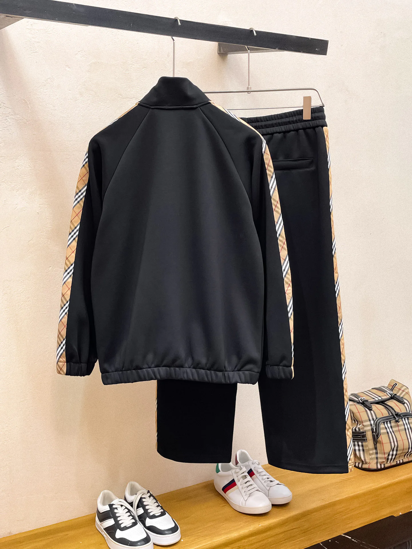 Спортивные Костюмы Мужские Burberry 235401