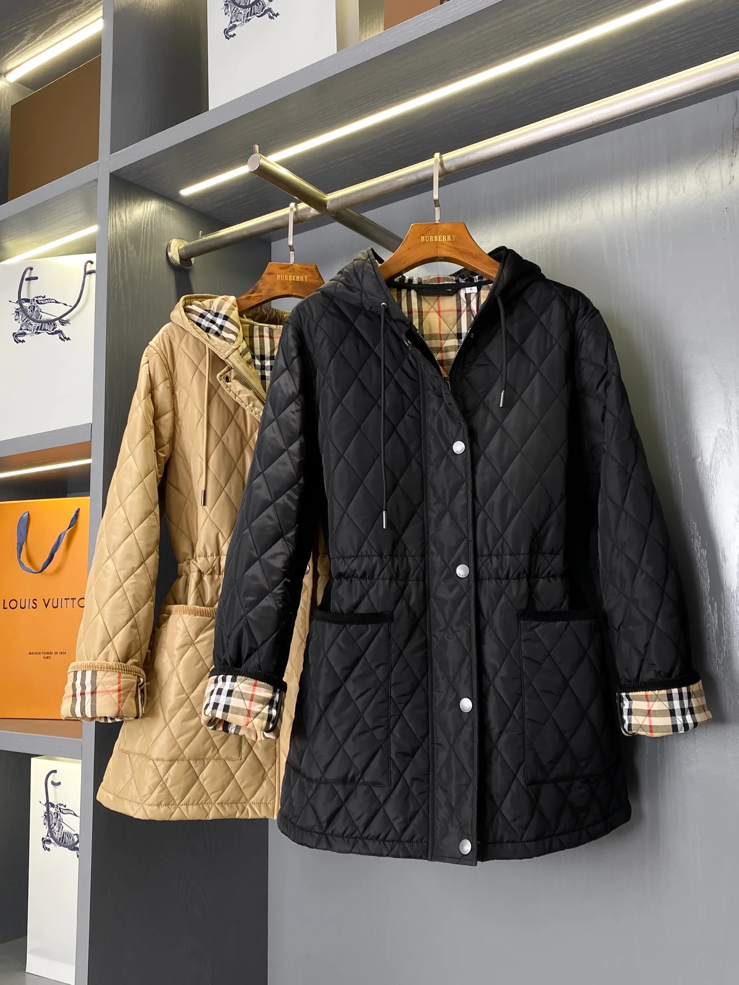 Куртки И Пуховики Женские Burberry 11672206
