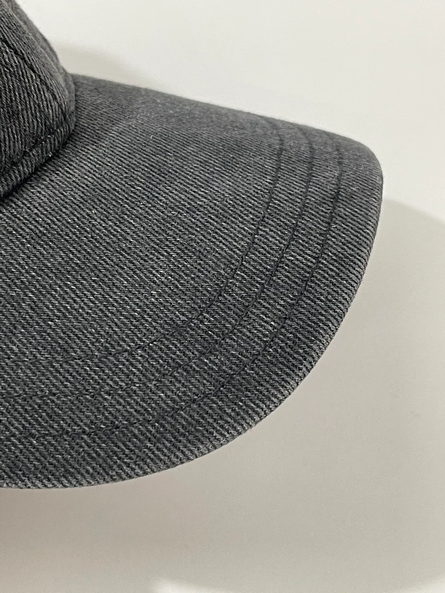 Головные Уборы Prada 11480483