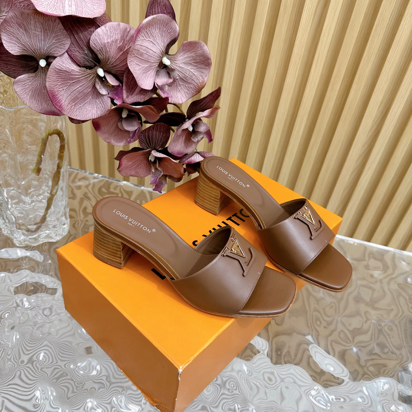 Босоножки Женские Louis Vuitton 629249