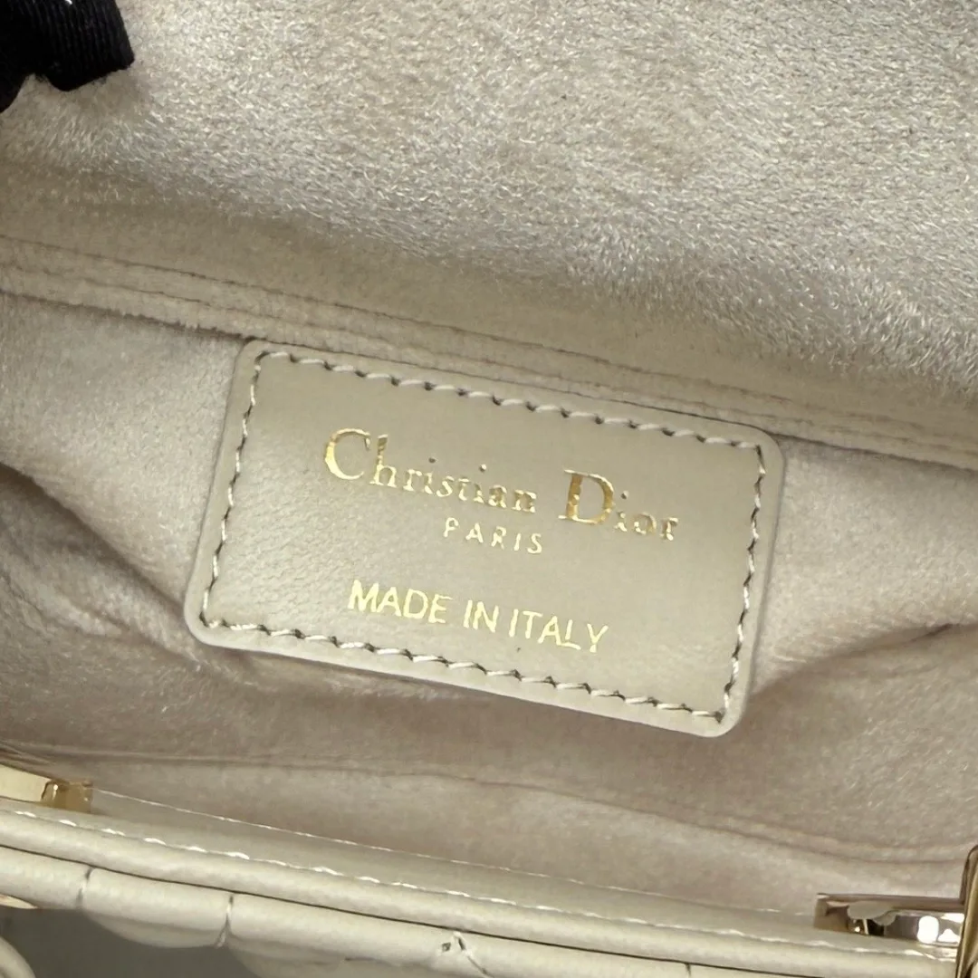 Классические Сумки Женские Christian Dior 17601435