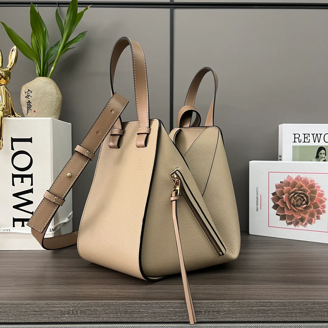 Классические Сумки Женские Loewe 11513559