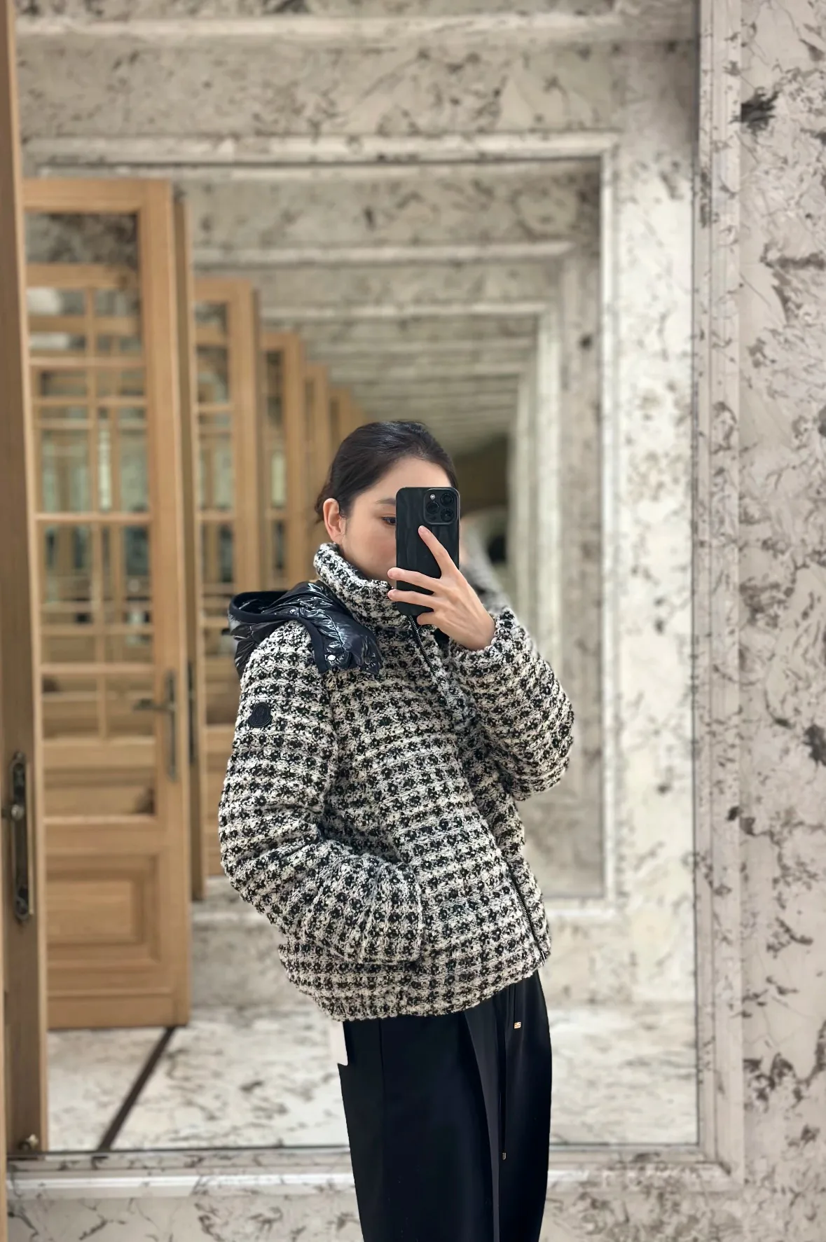 Куртки И Пуховики Женские Moncler 2186432