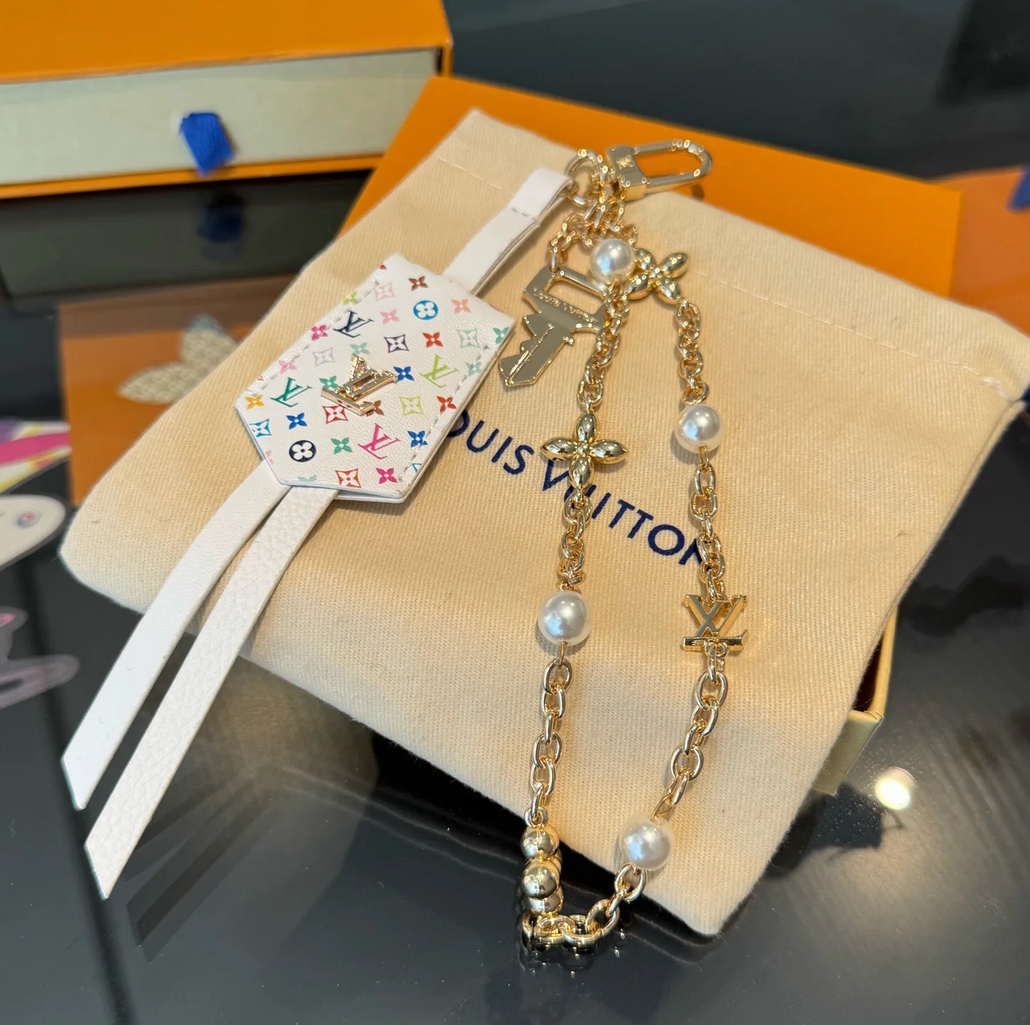 Ключницы Louis Vuitton 18013296