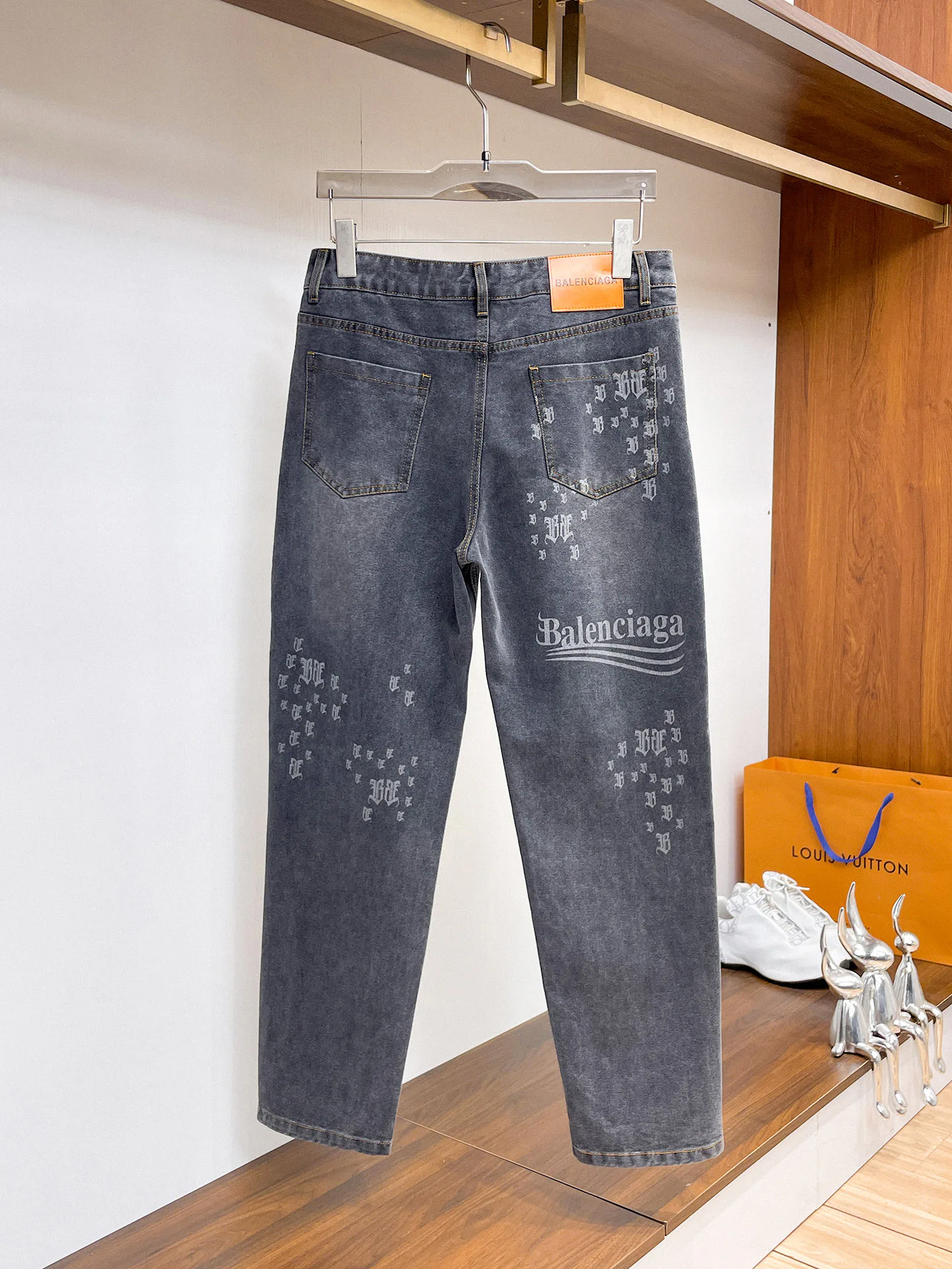 Джинсы Мужские Balenciaga 18345661