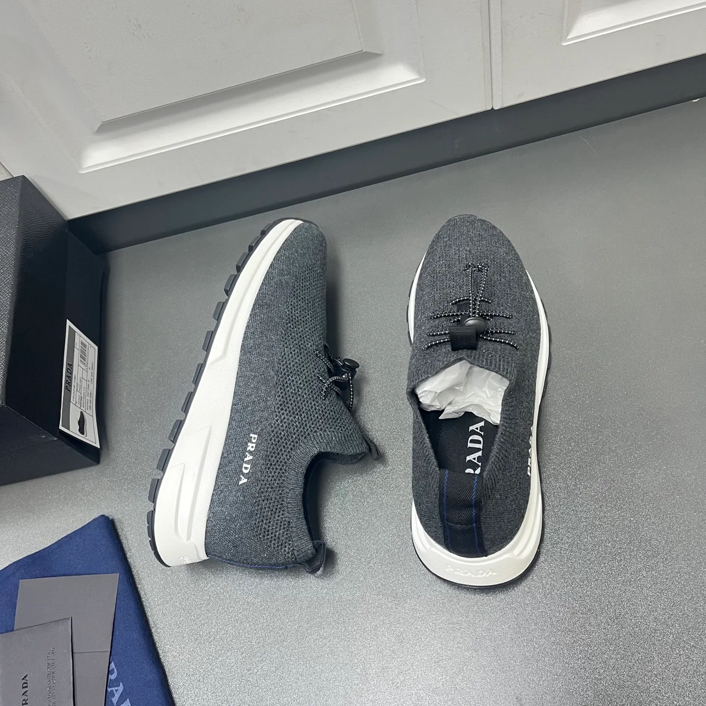 Кроссовки Мужские Prada 9998386