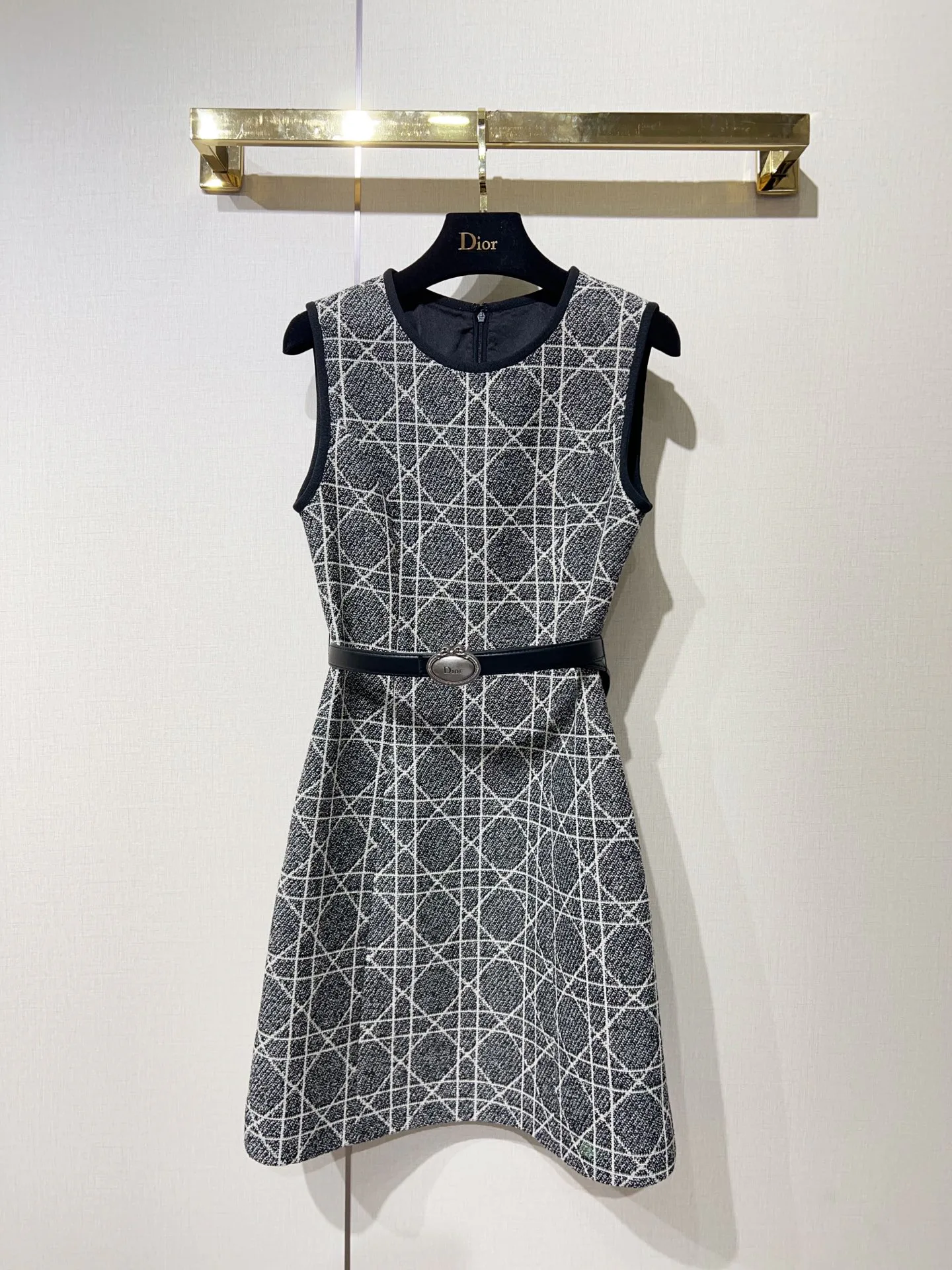 Платья Женские Christian Dior 18557826