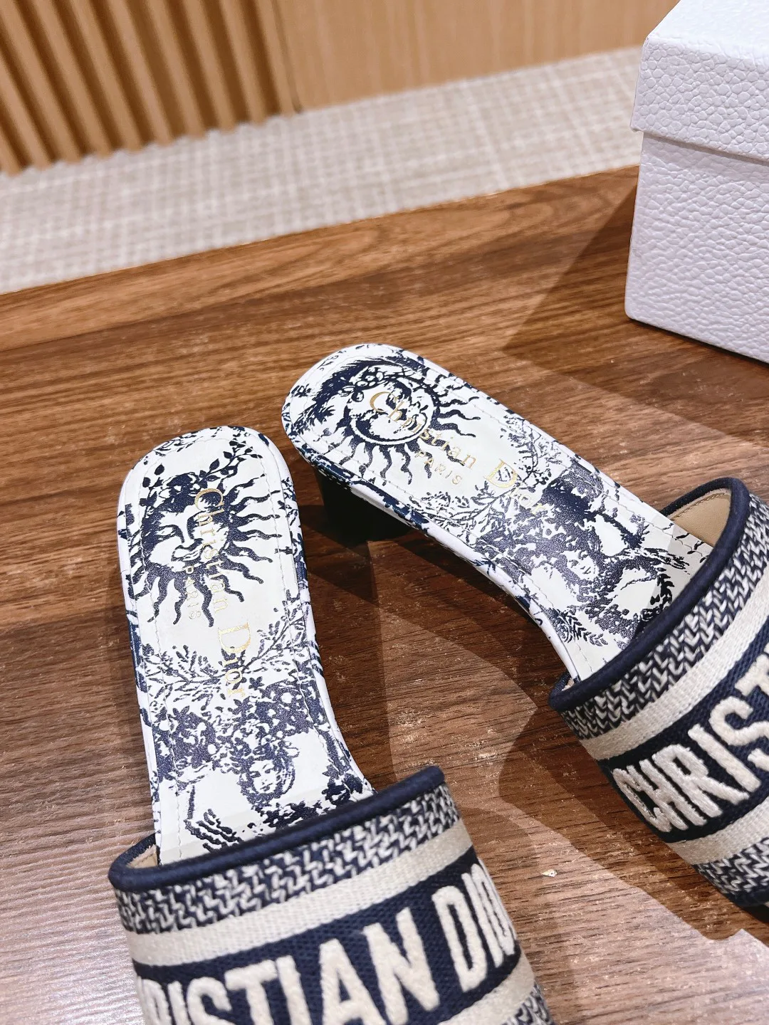 Босоножки Женские Christian Dior 11600026