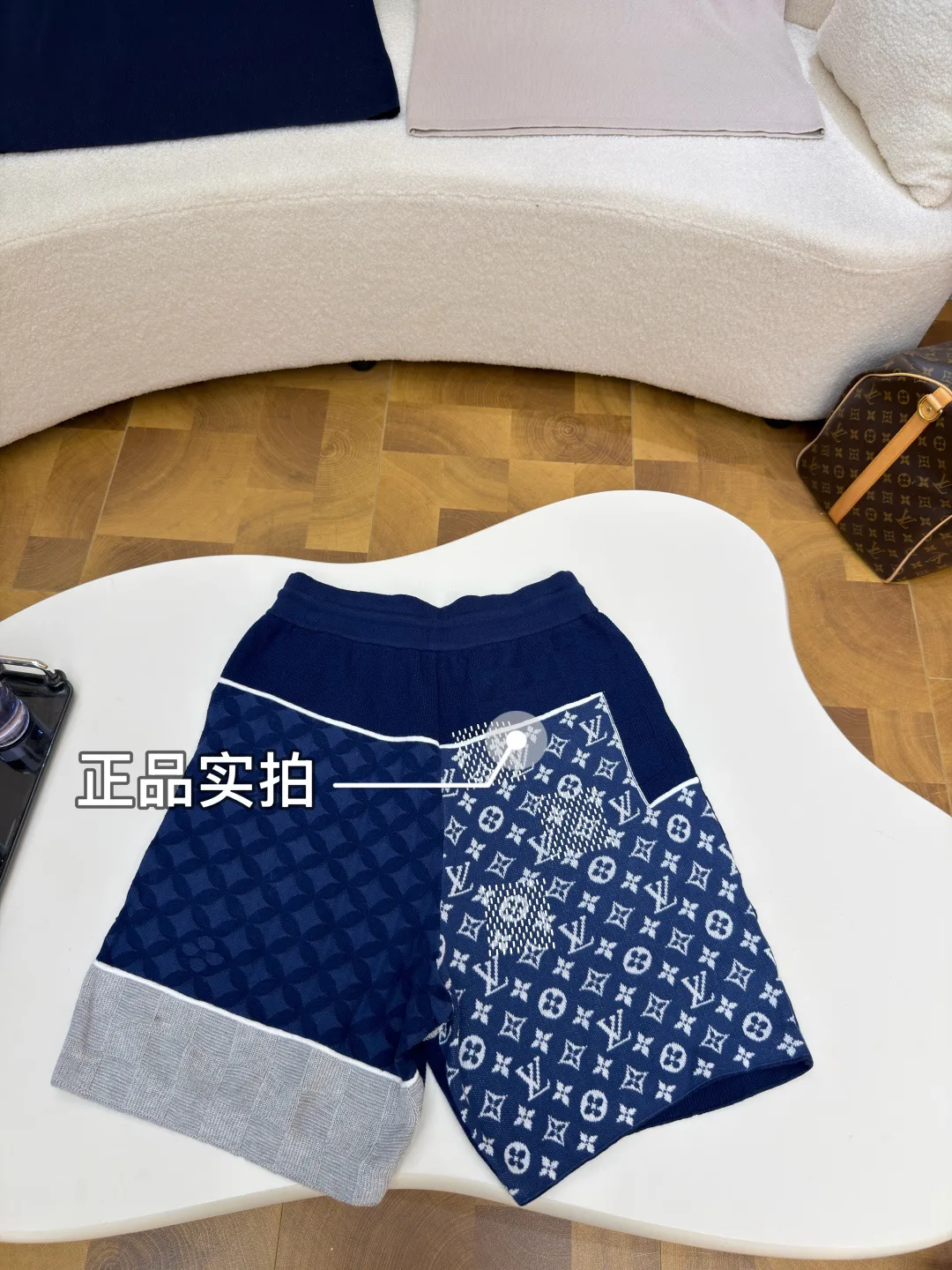 Шорты Мужские Louis Vuitton 17527111