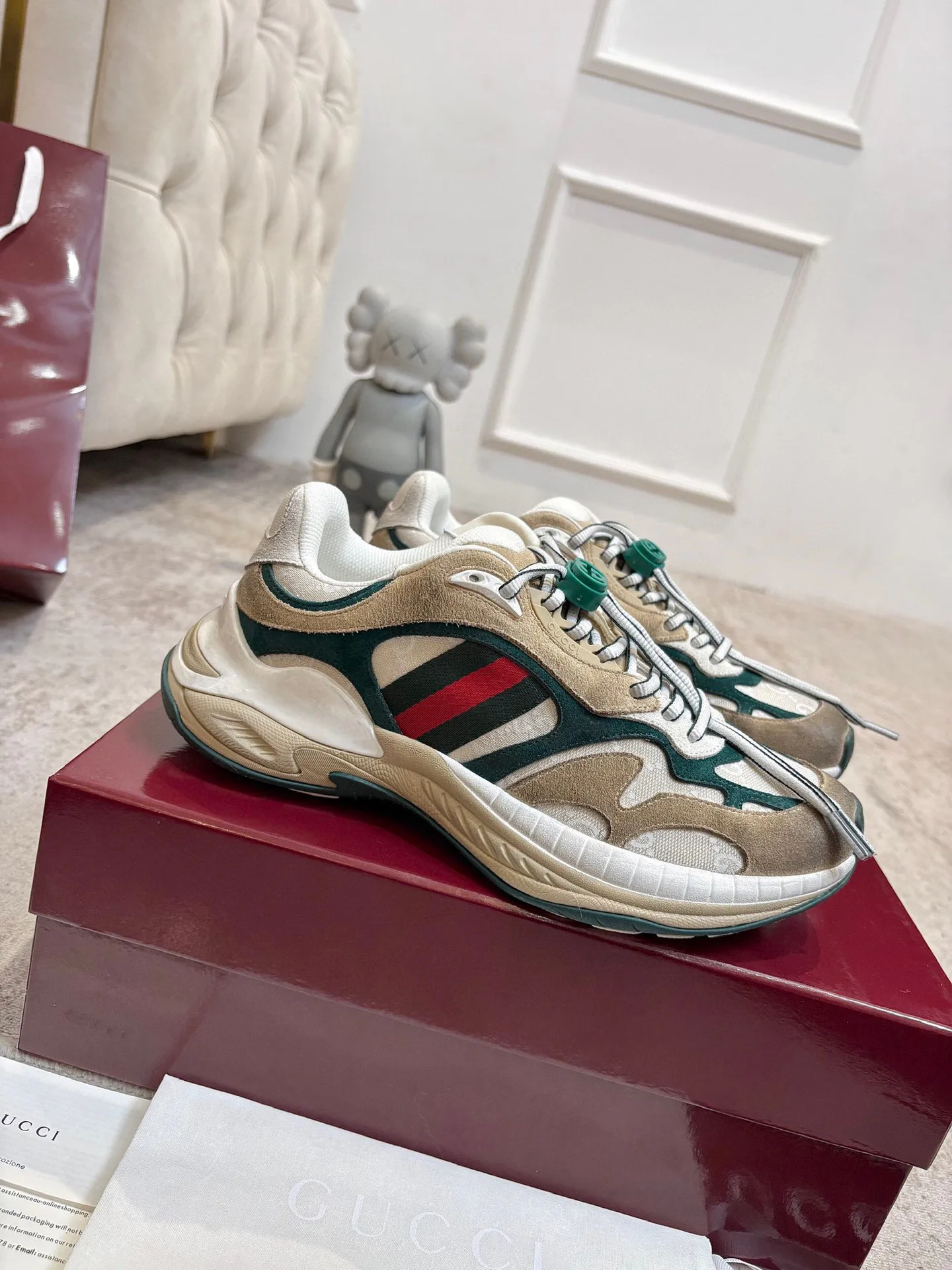 Кроссовки Женские Gucci 11918090