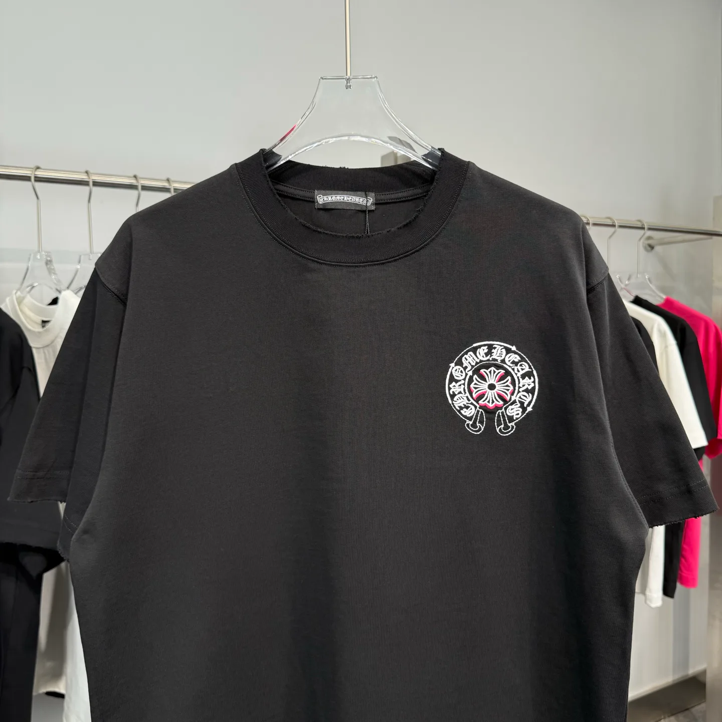 Футболки Женские Chrome Hearts 5082354