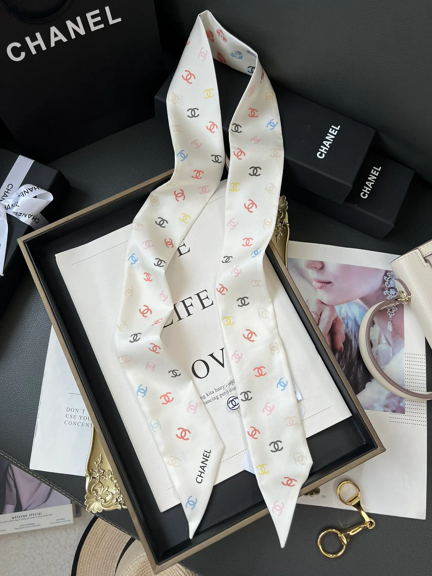 Платки Chanel 18675584