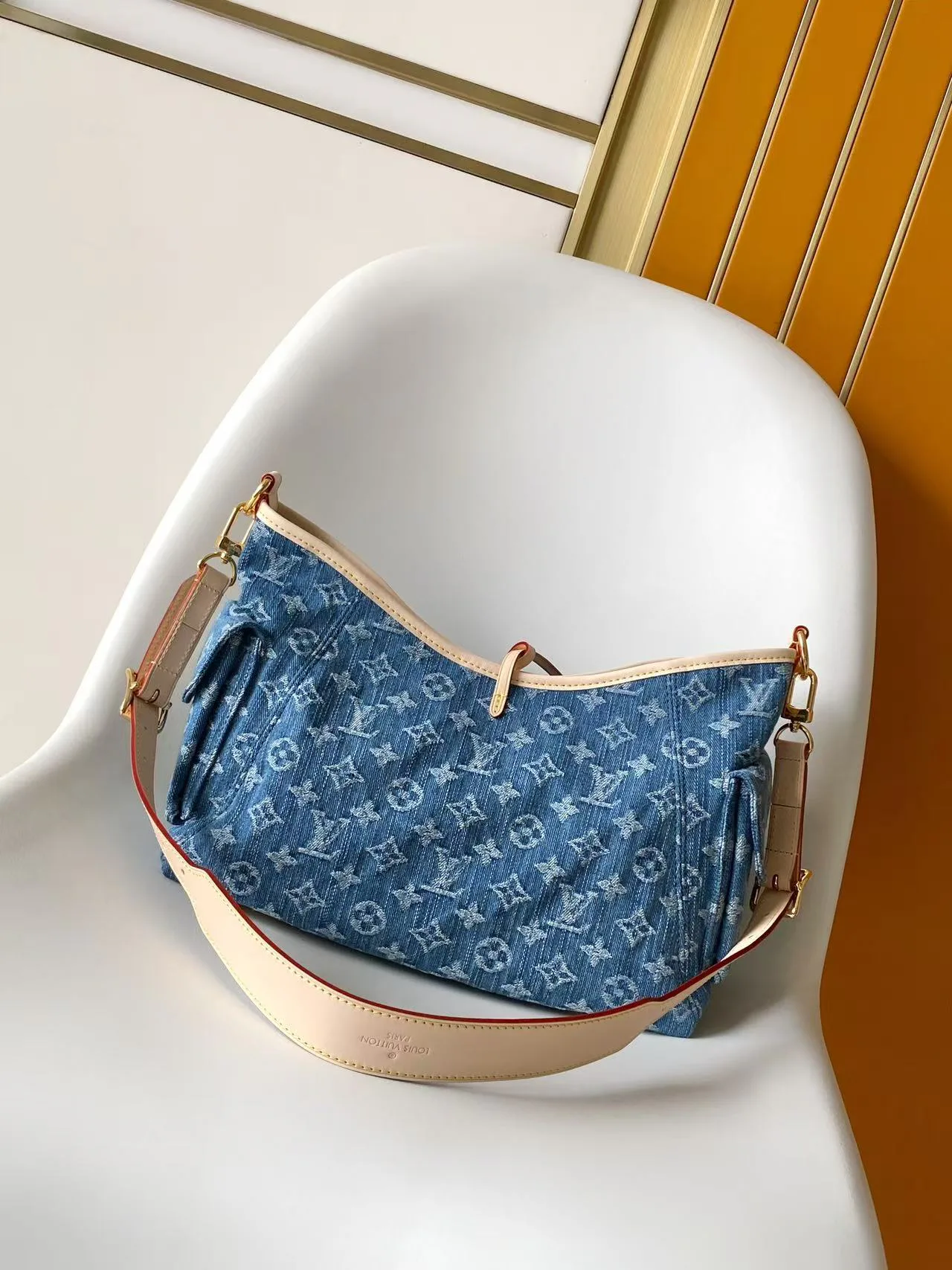 Сумки На Ремне Женские Louis Vuitton 13435268