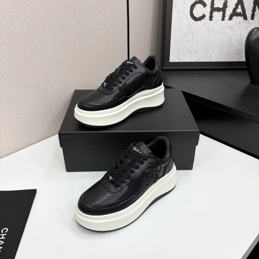 Кроссовки Женские Chanel 4502656