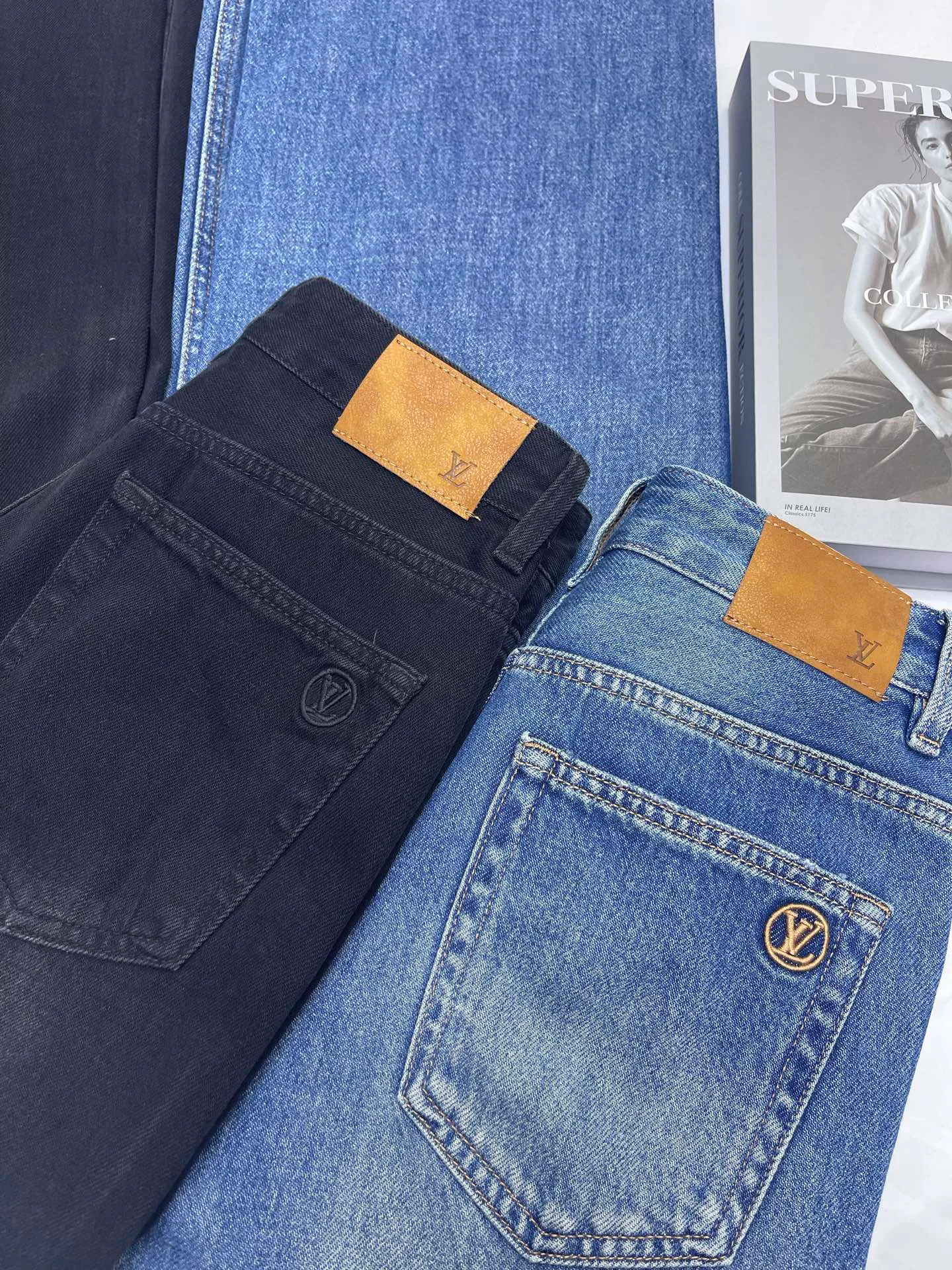 Брюки Женские Versace 11470251