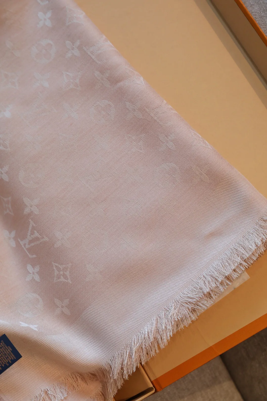 Шарфы Louis Vuitton 17991828