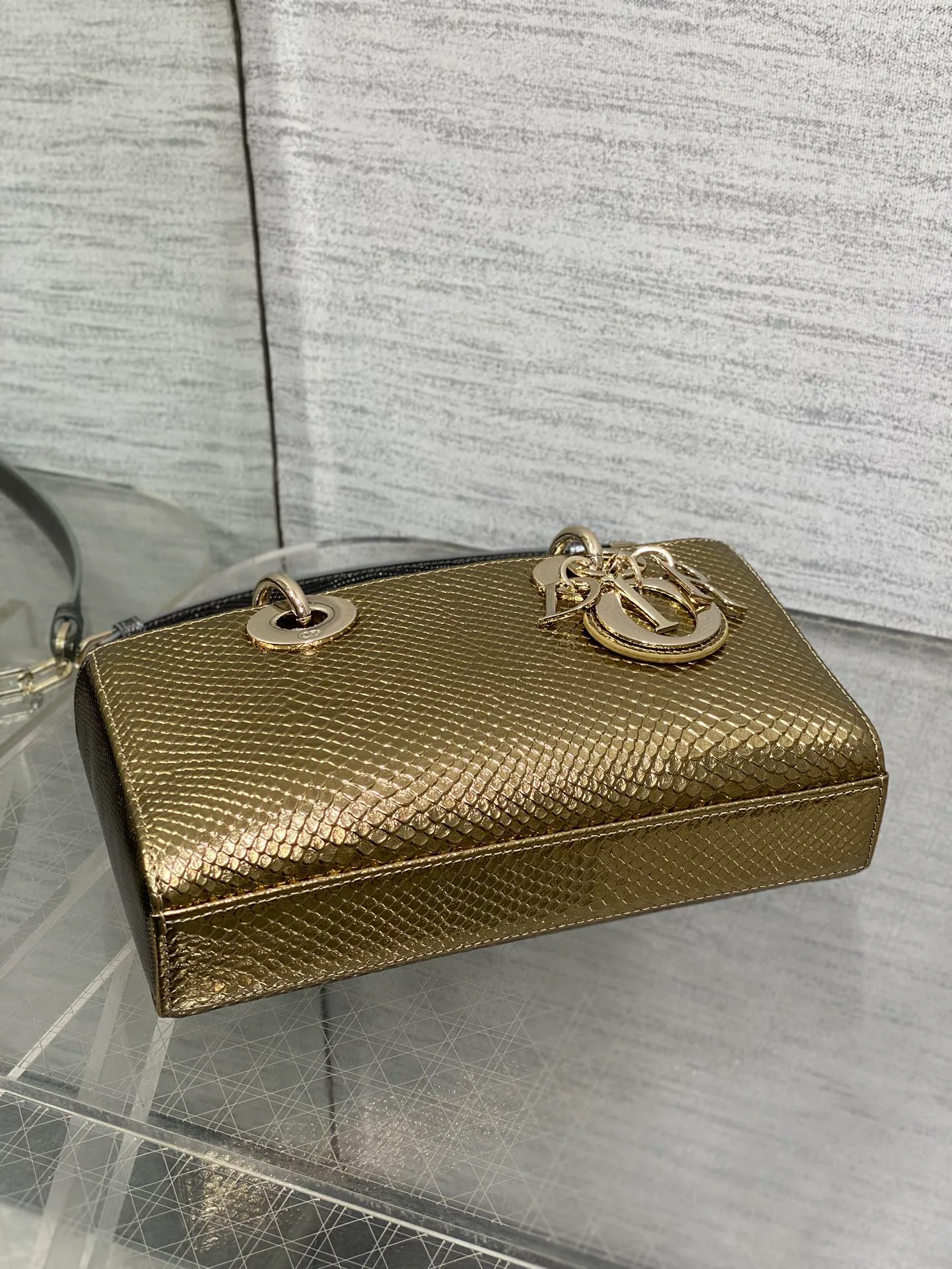 Классические Сумки Женские Christian Dior 12817884