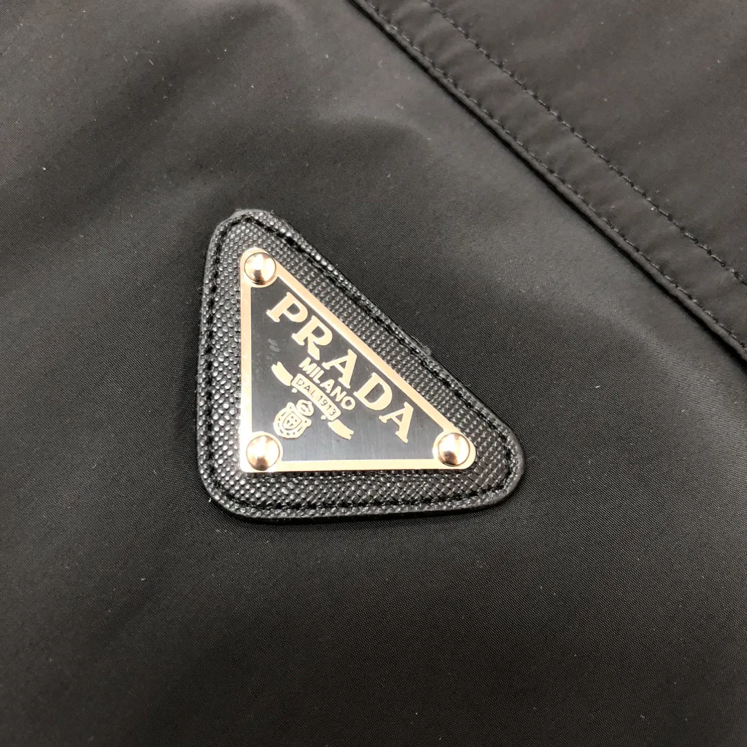 Куртки И Пуховики Мужские Prada 11386086