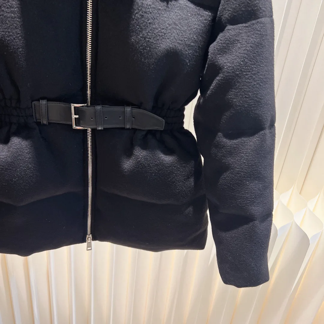 Куртки И Пуховики Женские Prada 1595686