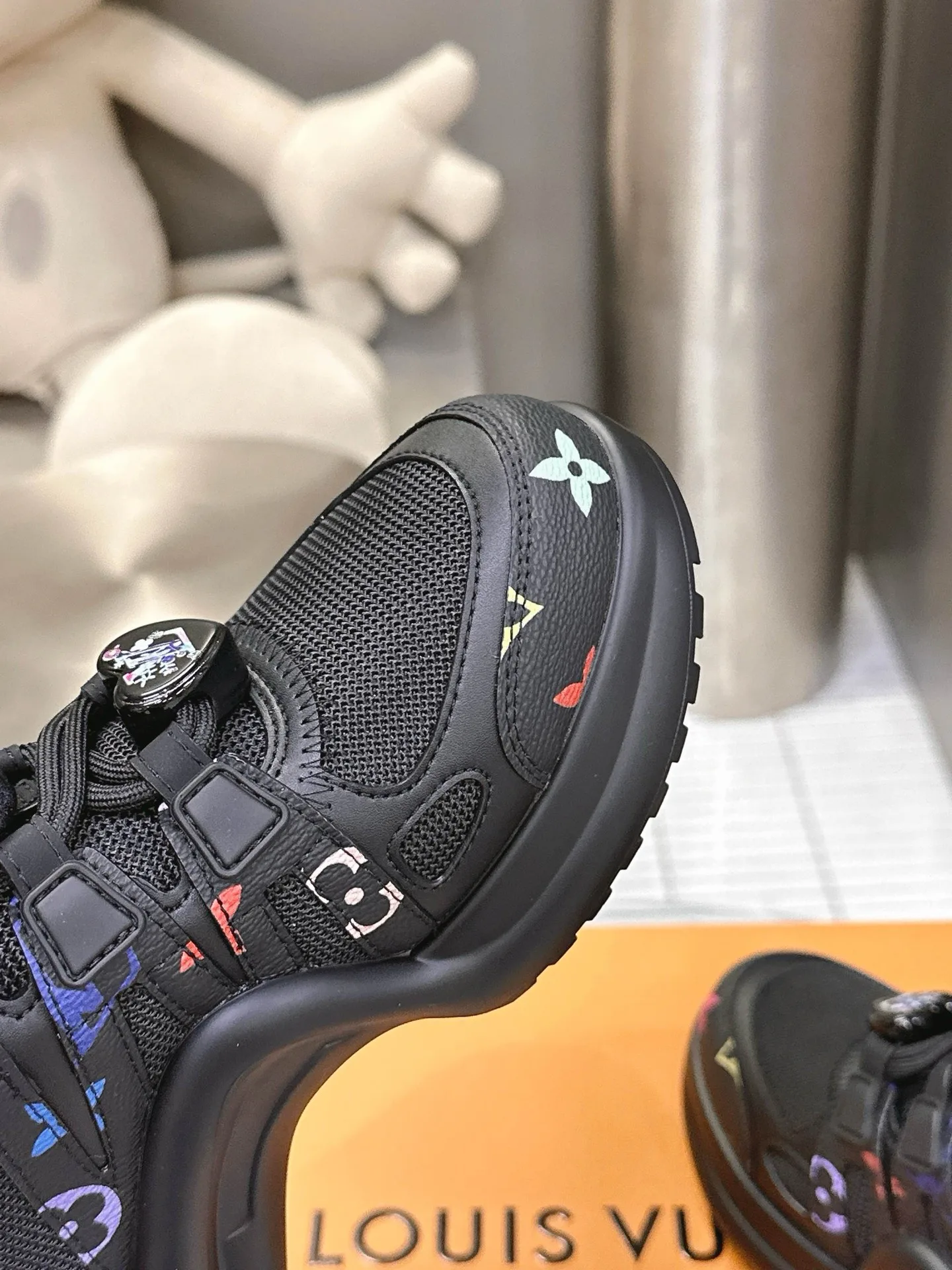 Кроссовки Женские Louis Vuitton 10060944