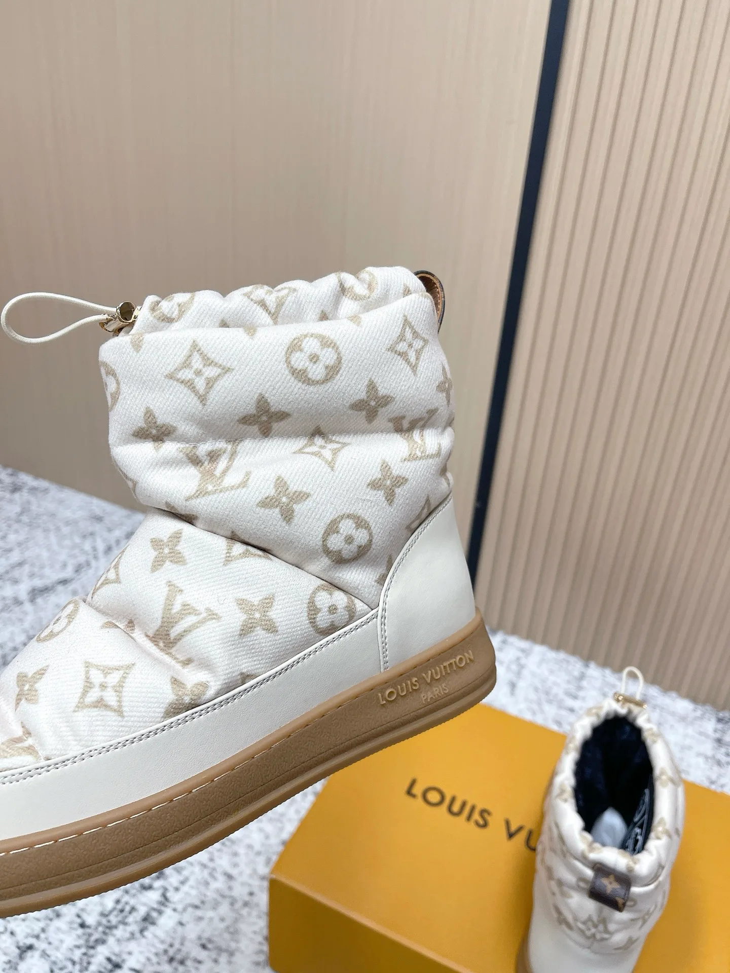 Угги Женские Louis Vuitton 856507