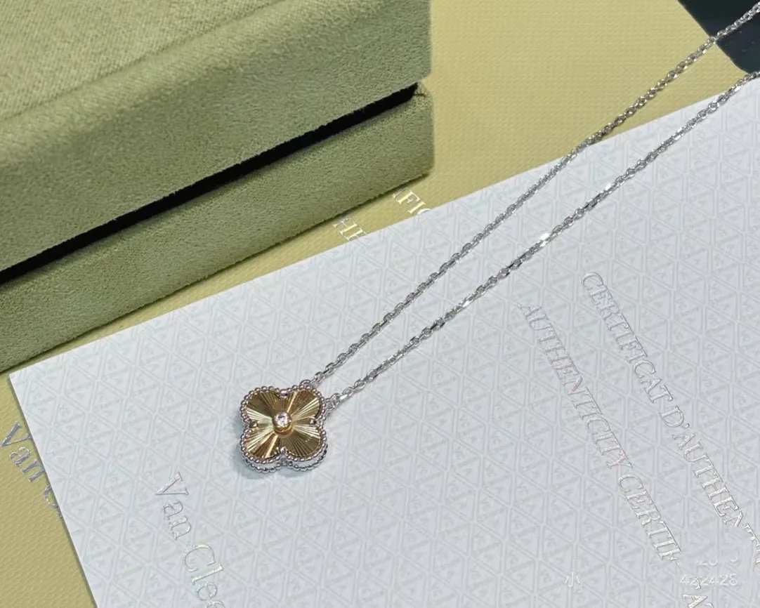 Бижутерия Van Cleef & Arpels 1847561