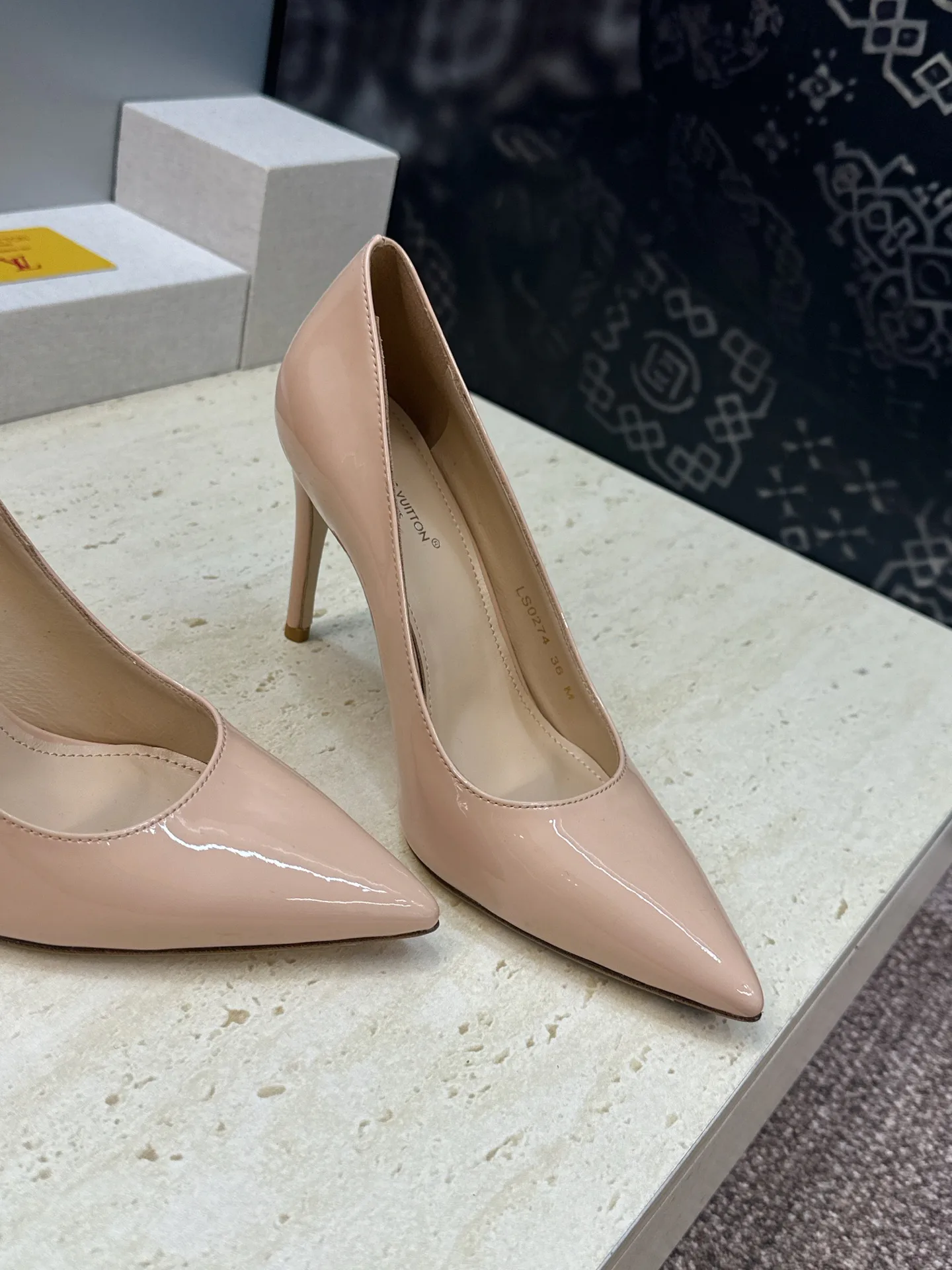 Туфли Женские Louis Vuitton 13346477