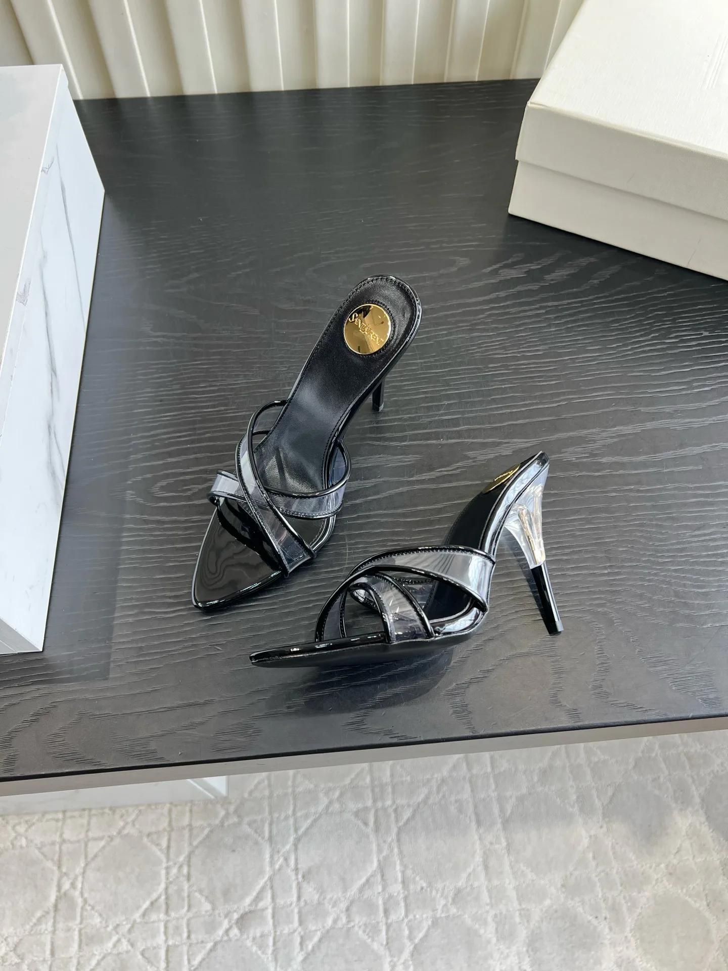 Босоножки Женские Saint Laurent 18614255