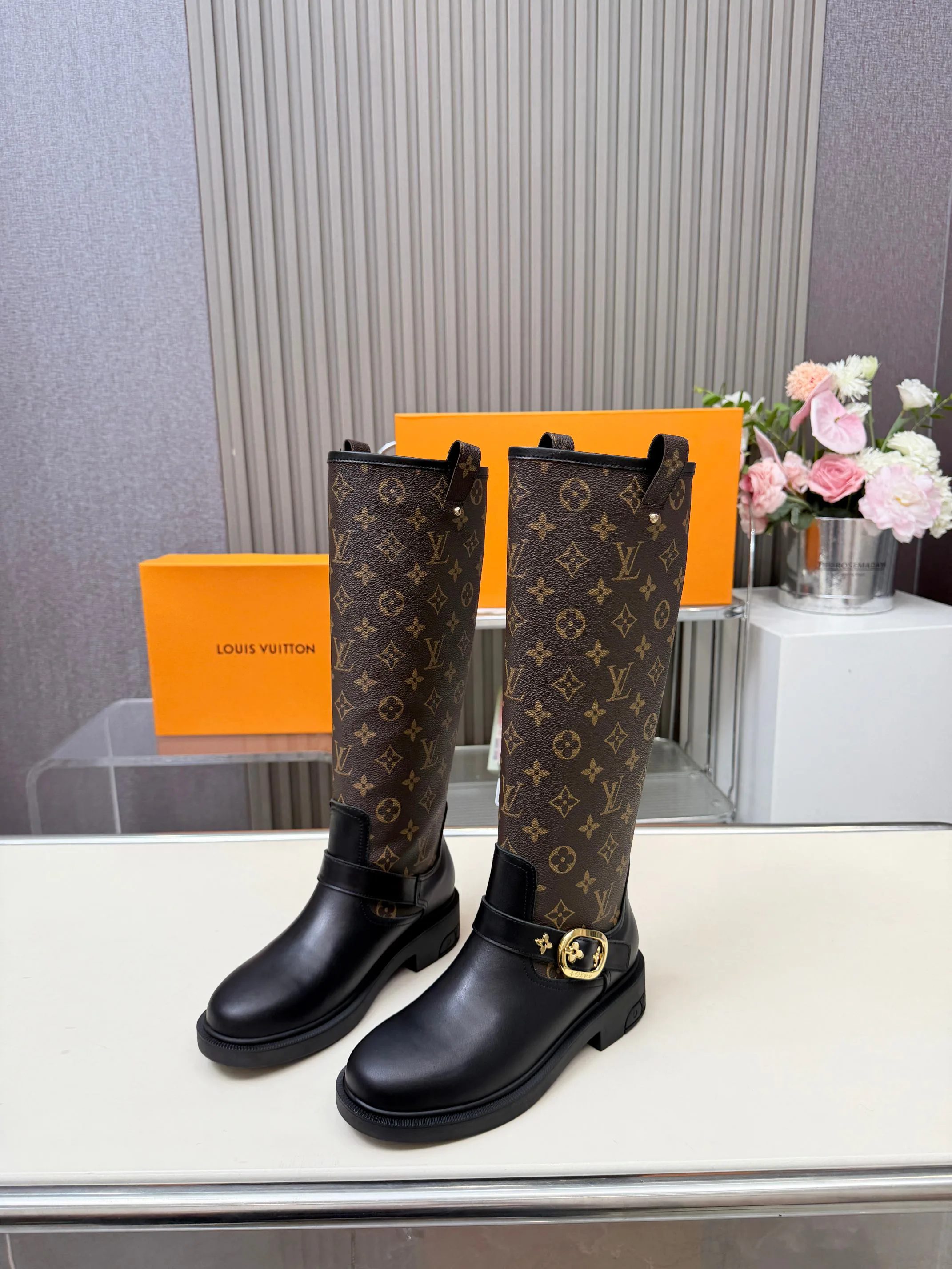 Ботинки Женские Louis Vuitton 18279807