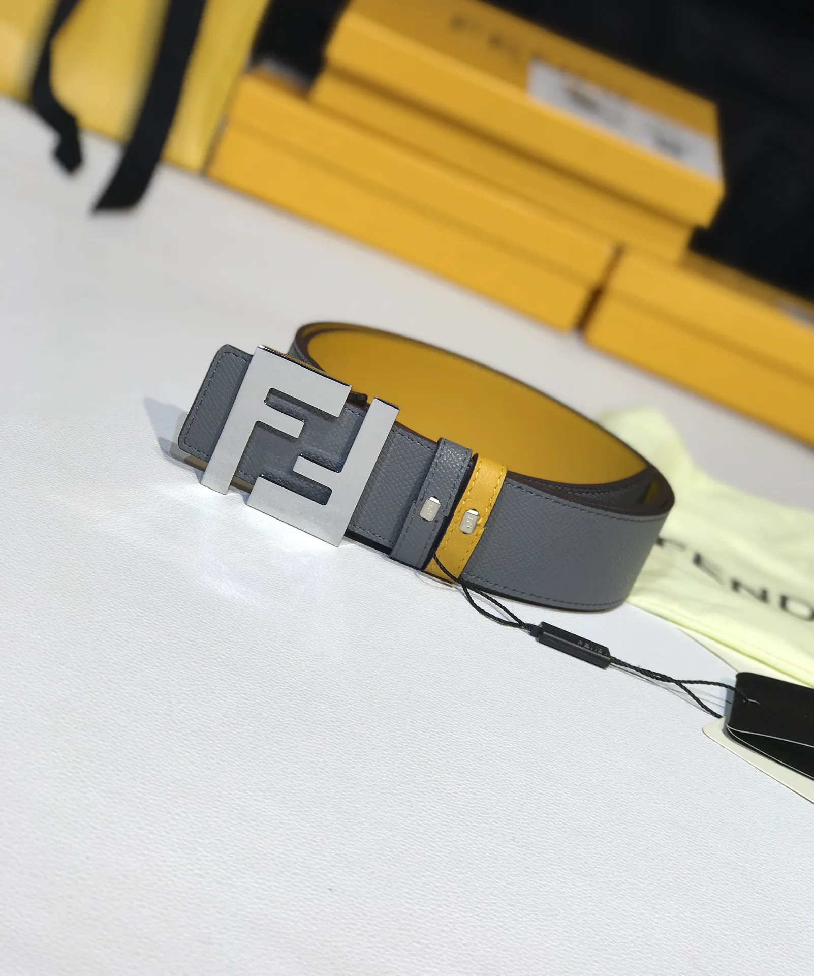 Ремни Fendi 14659337