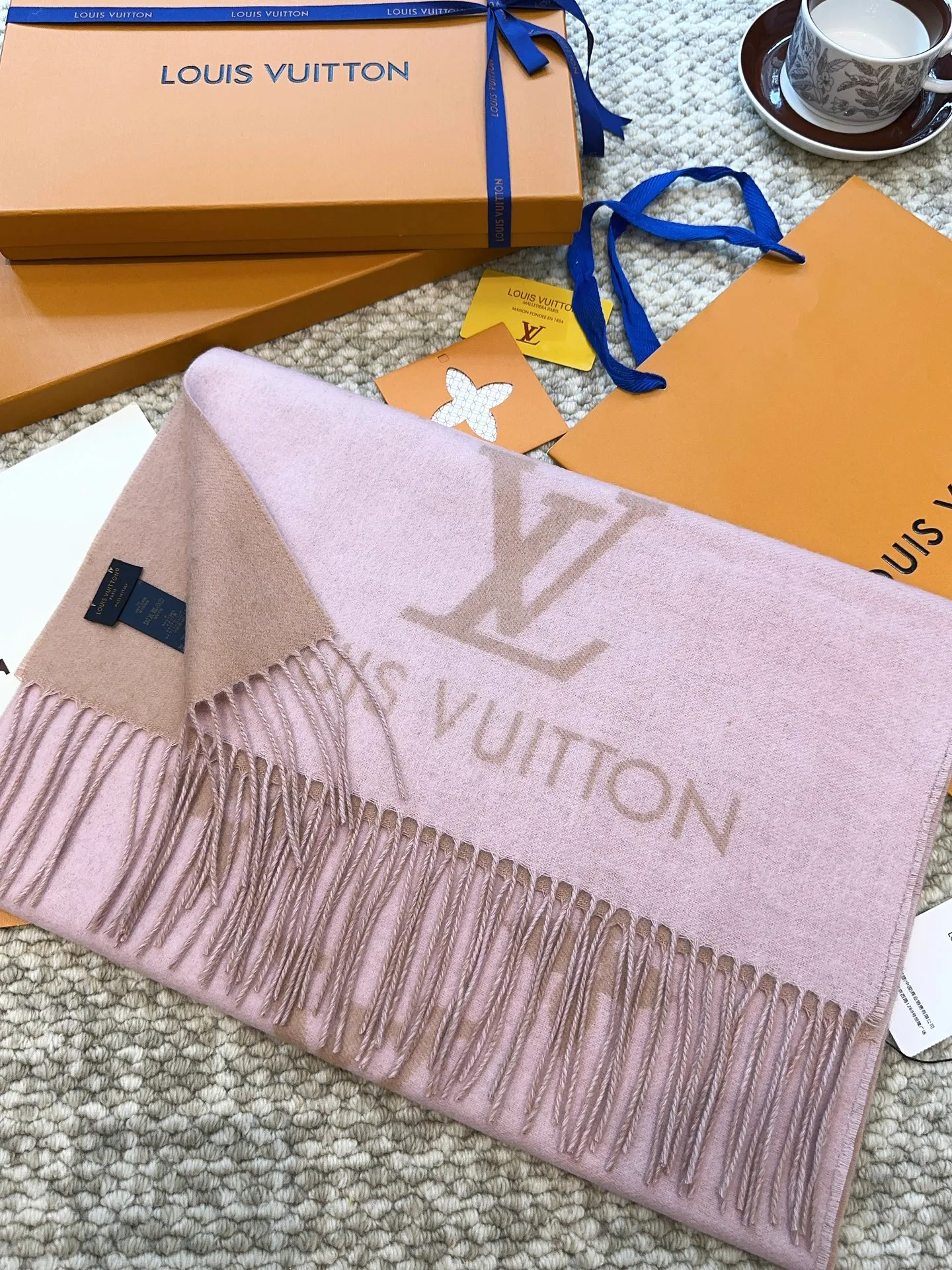 Шарфы Louis Vuitton 1214787