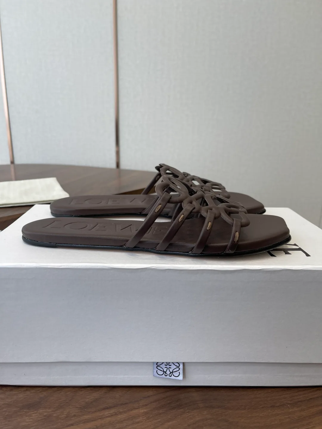 Шлепанцы Женские Loewe 11428020