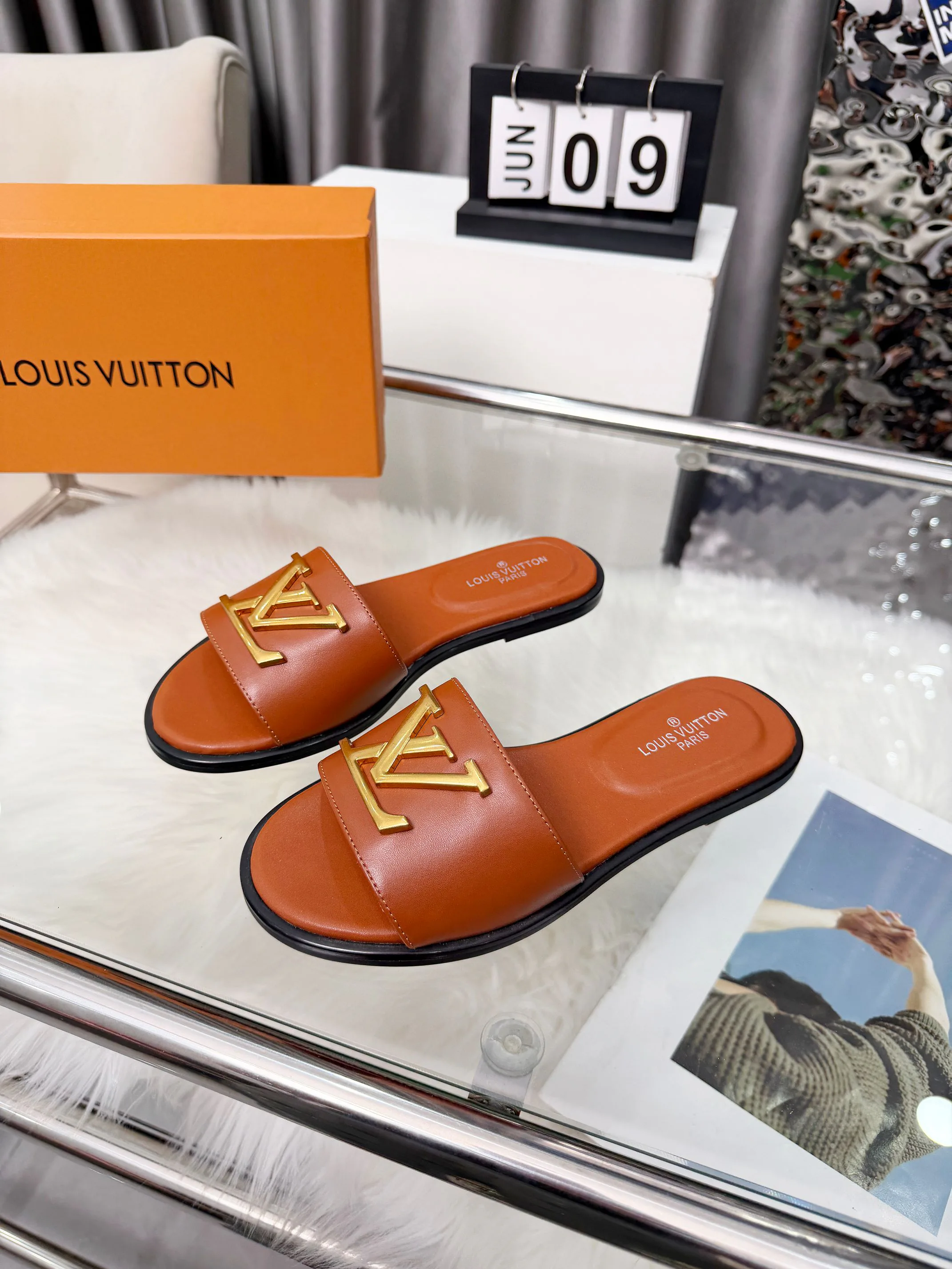 Туфли Женские Louis Vuitton 11633038