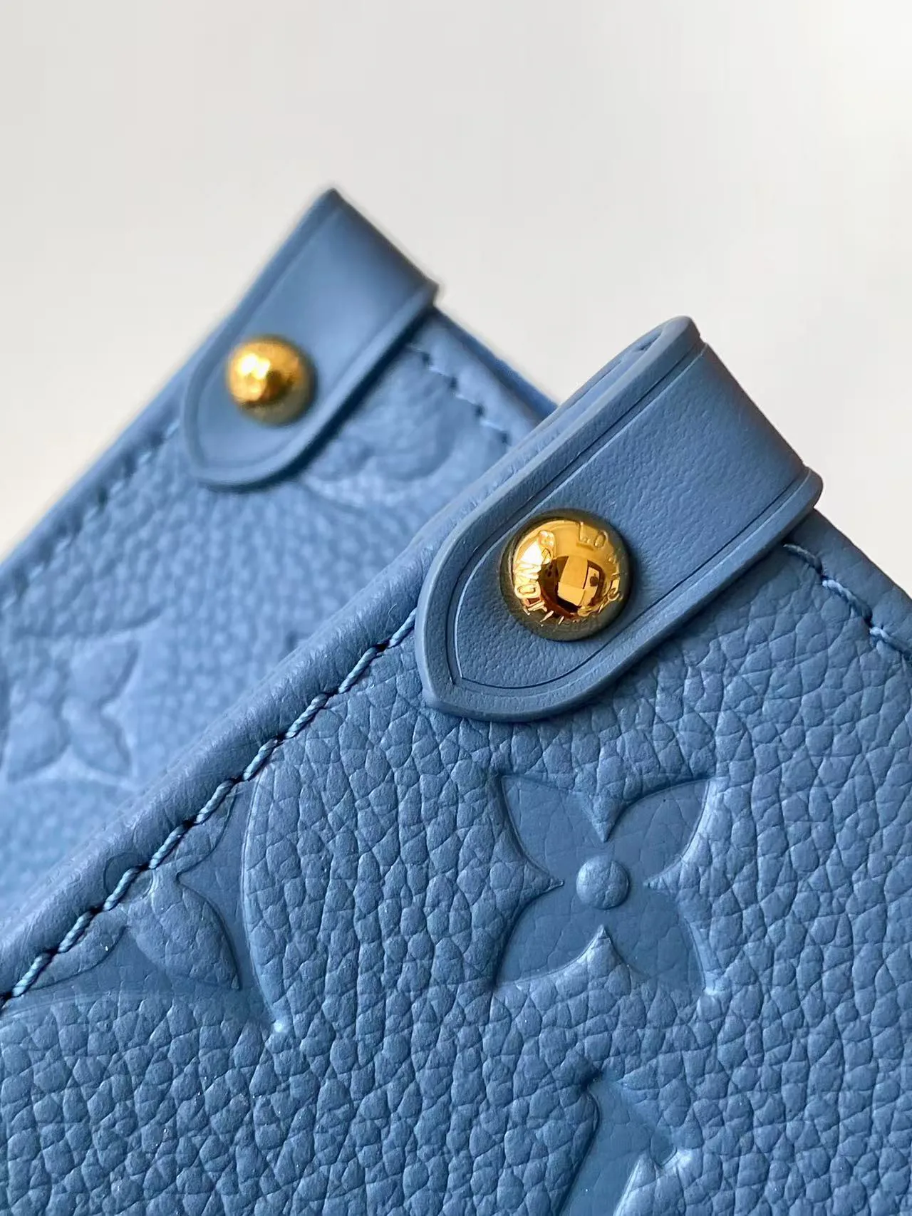 Классические Сумки Женские Louis Vuitton 11872308