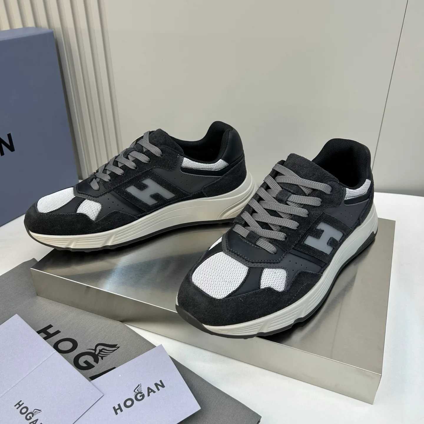 Кроссовки Мужские Hogan 17280336