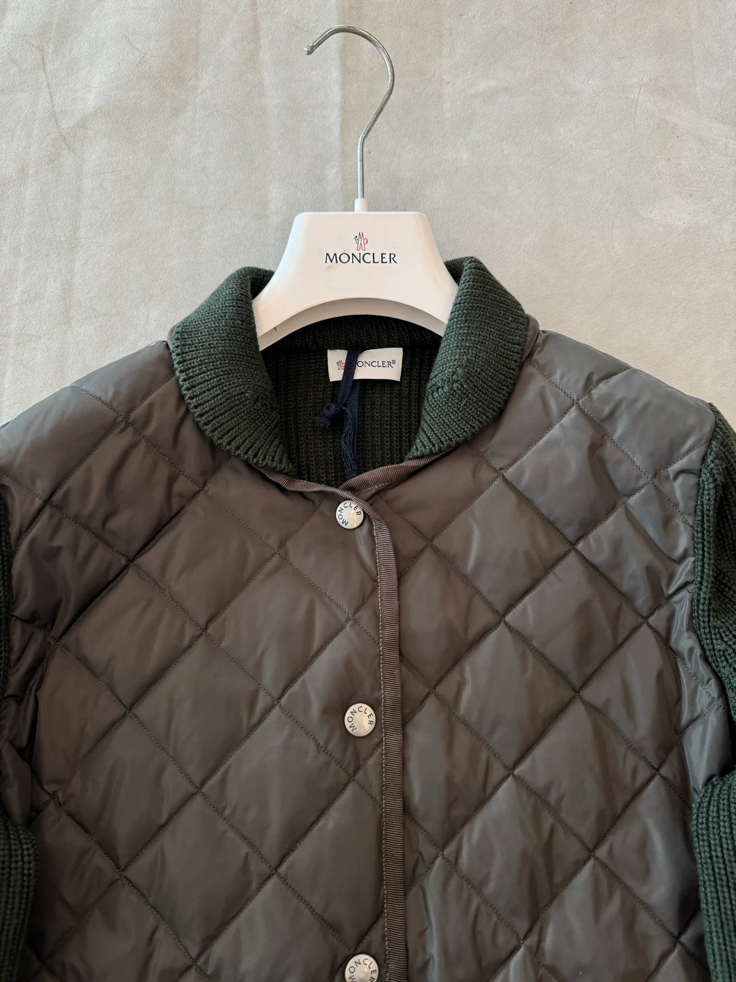 Куртки И Пуховики Женские Moncler 18491943