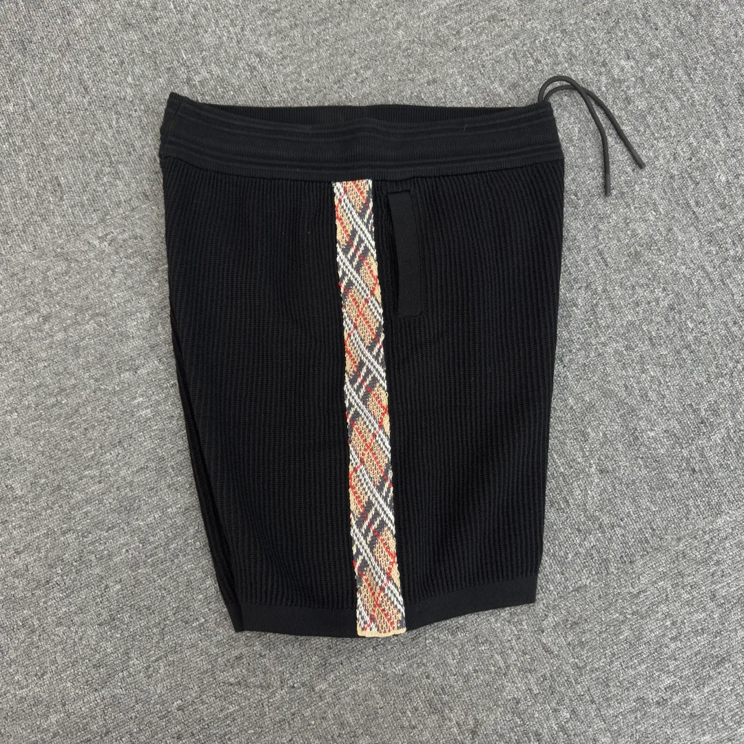 Шорты Мужские Burberry 17577635