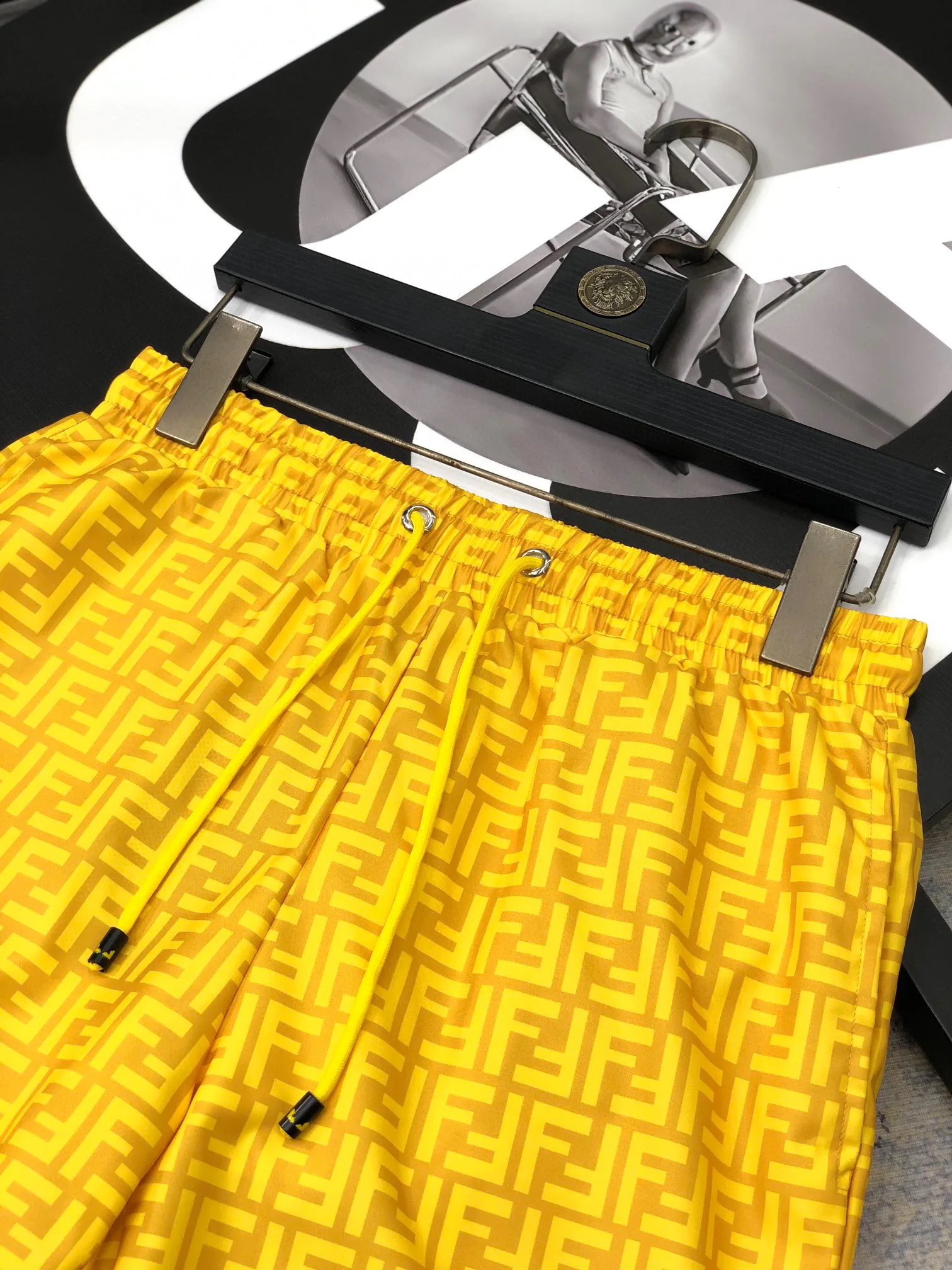 Шорты Мужские Fendi 10987910