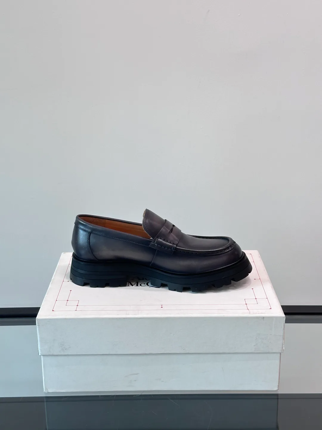 Лоферы И Туфли Мужские Alexander Mcqueen 26176