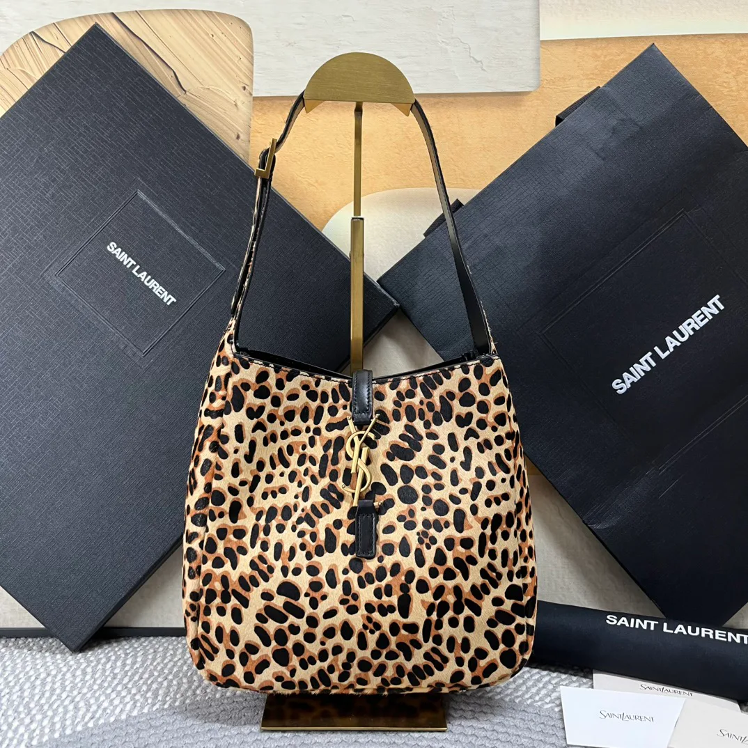 Сумки На Ремне Женские Saint Laurent 143694