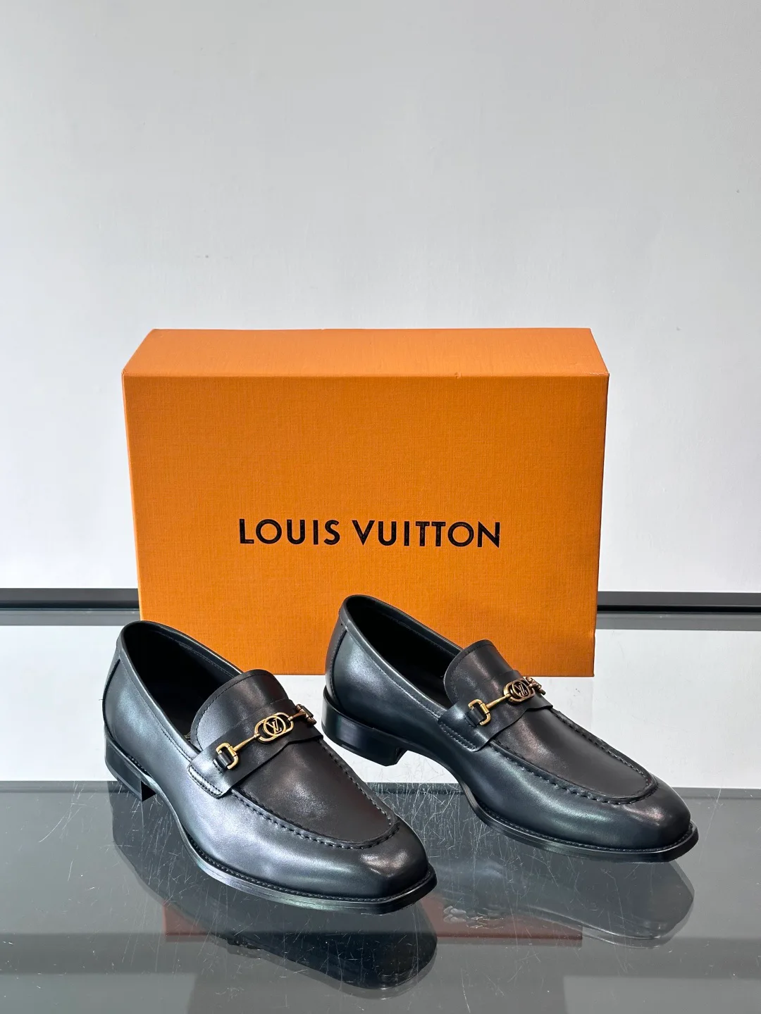 Лоферы И Туфли Мужские Louis Vuitton 11232738