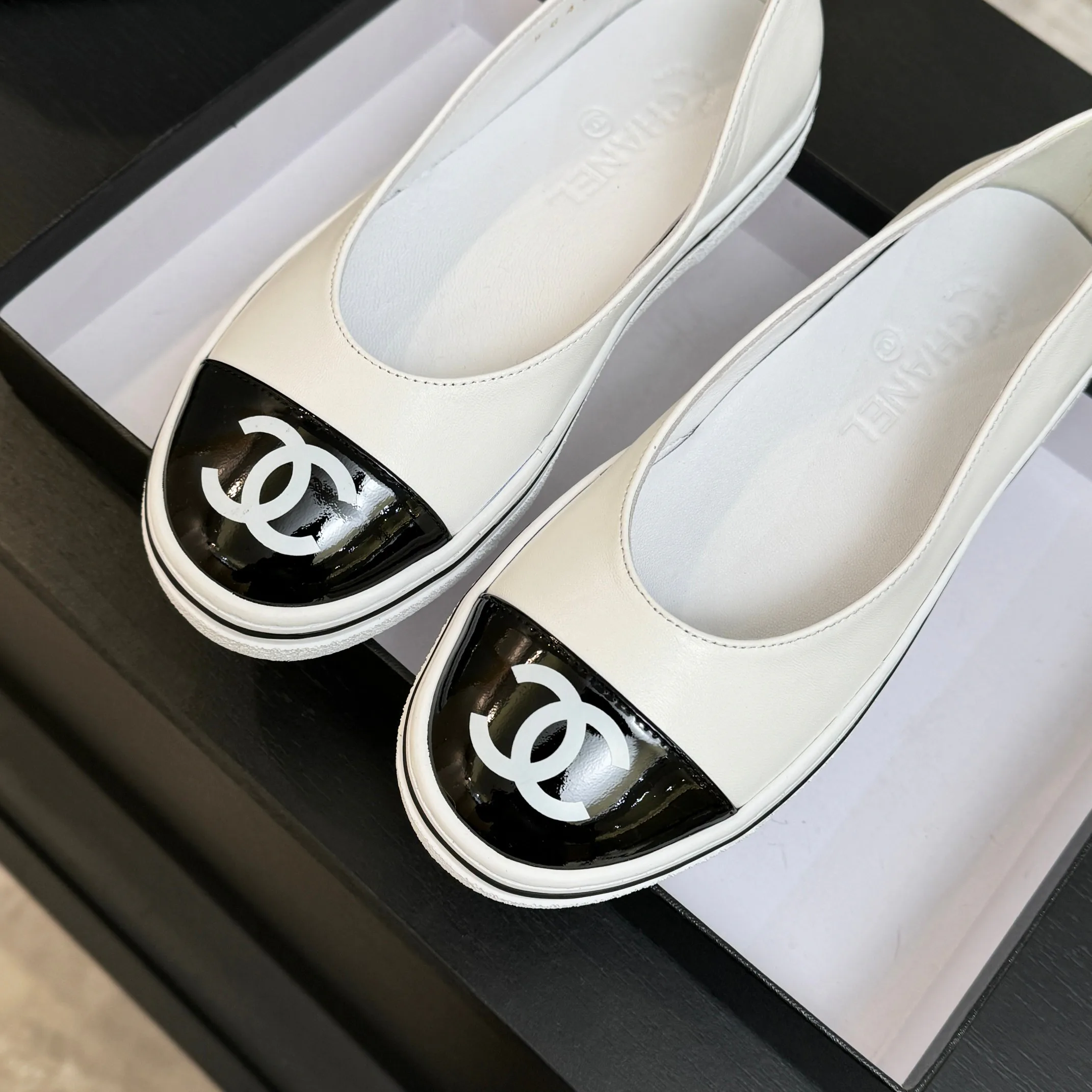 Туфли Женские Chanel 11151808